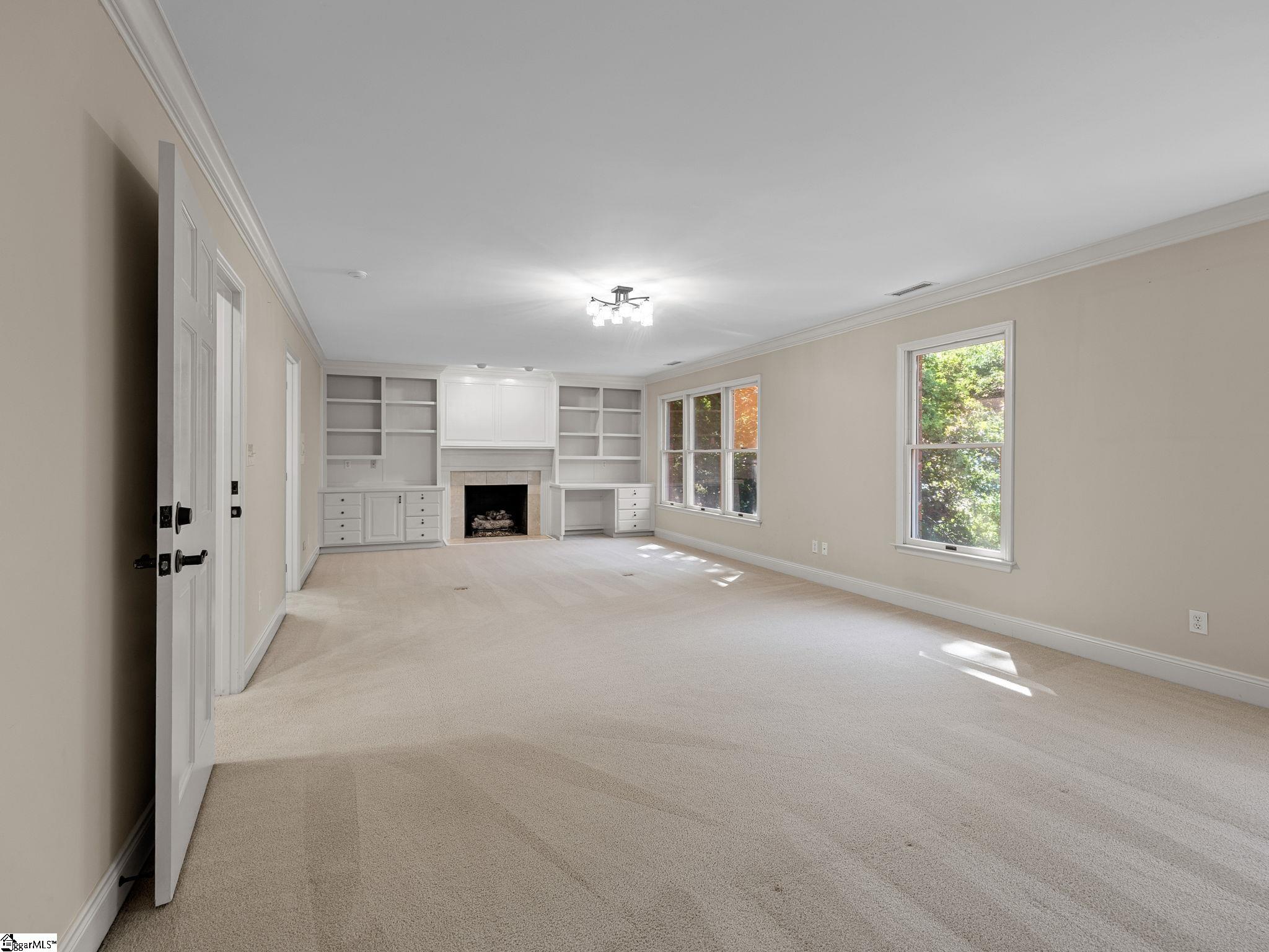 318 Ashwick Court Spartanburg, SC 29301