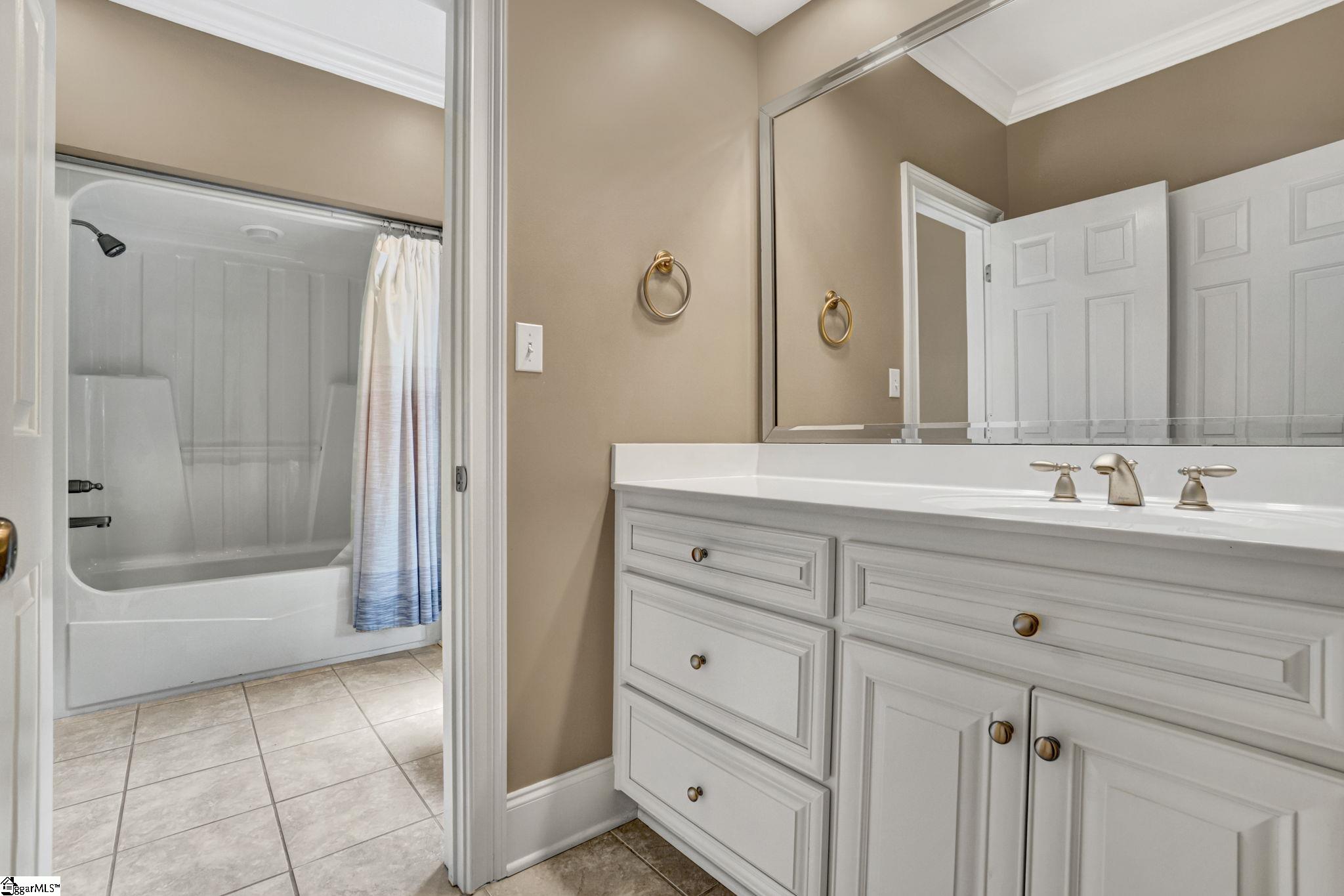 881 Inverness Circle Spartanburg, SC 29306