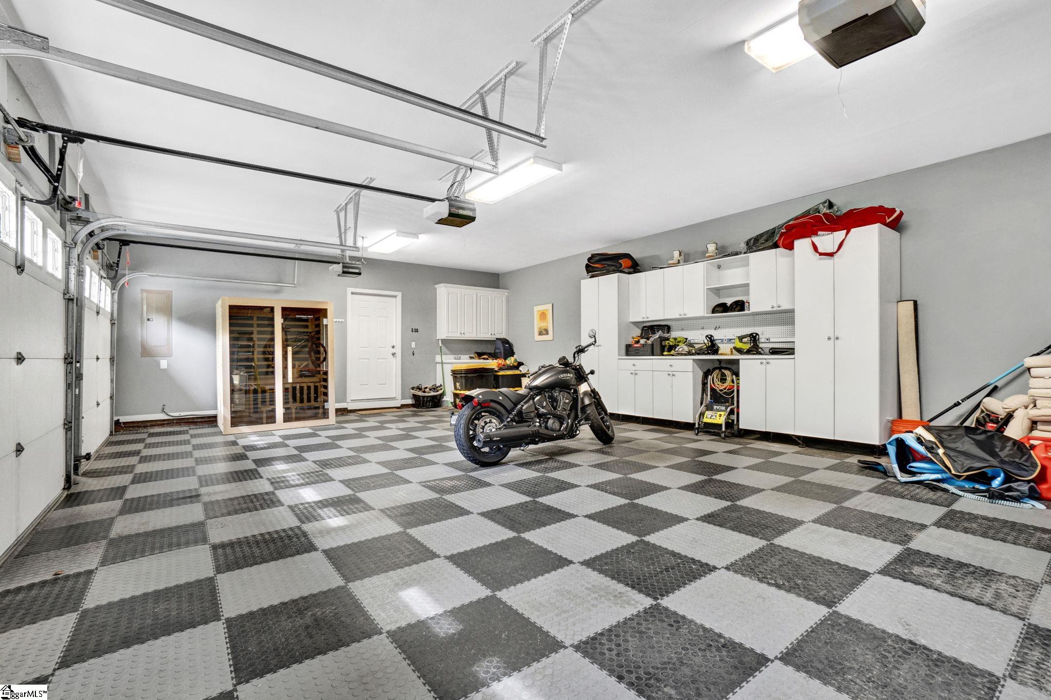 881 Inverness Circle Spartanburg, SC 29306