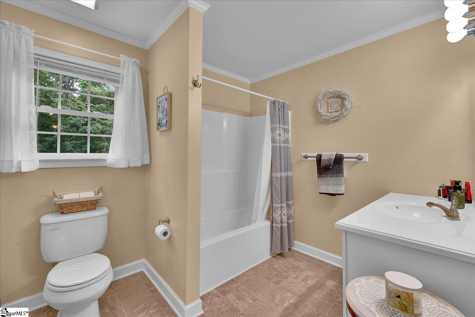833 Duncan Creek Church Road Laurens, SC 29360