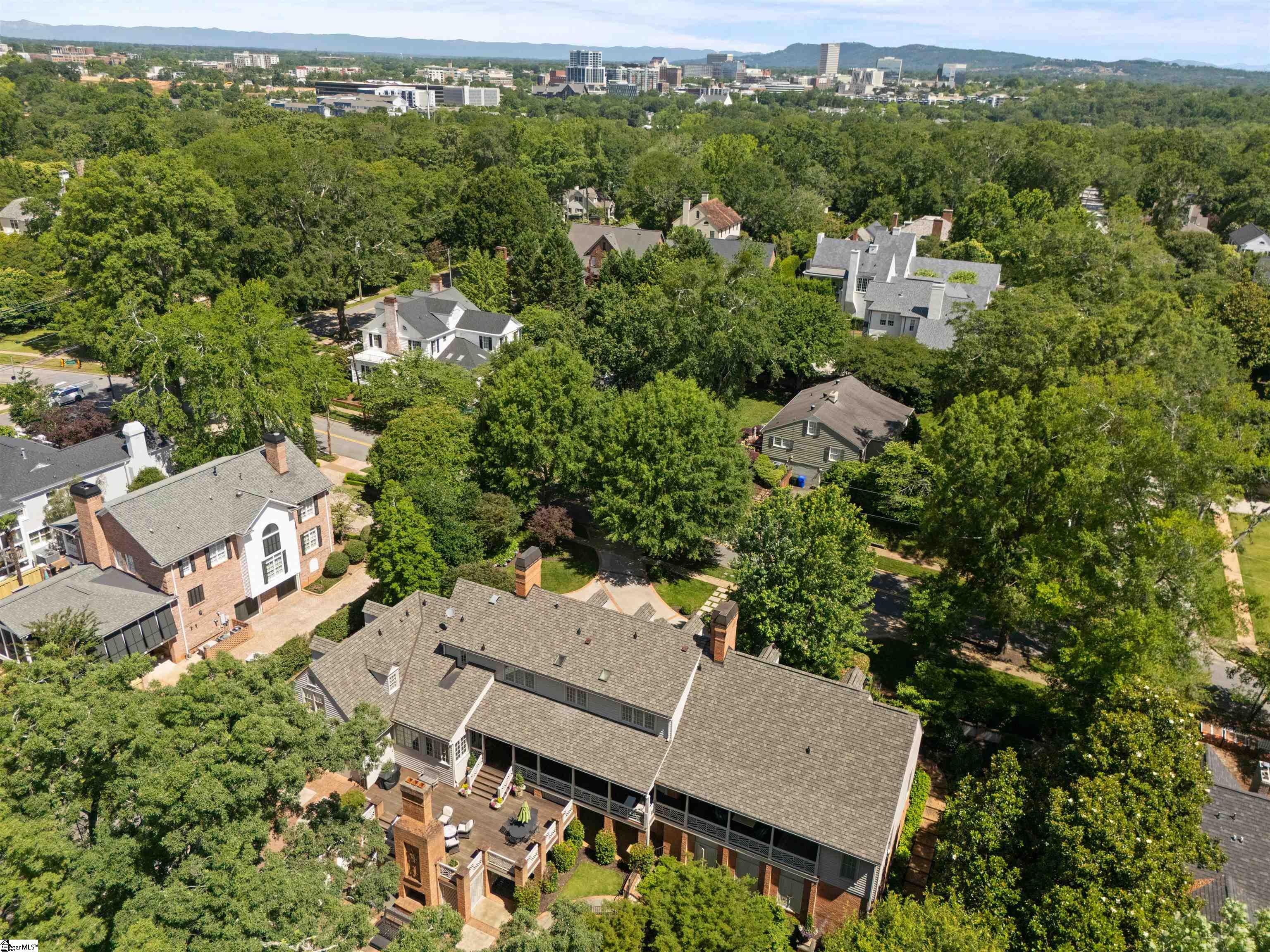 540 Crescent Avenue Greenville, SC 29601