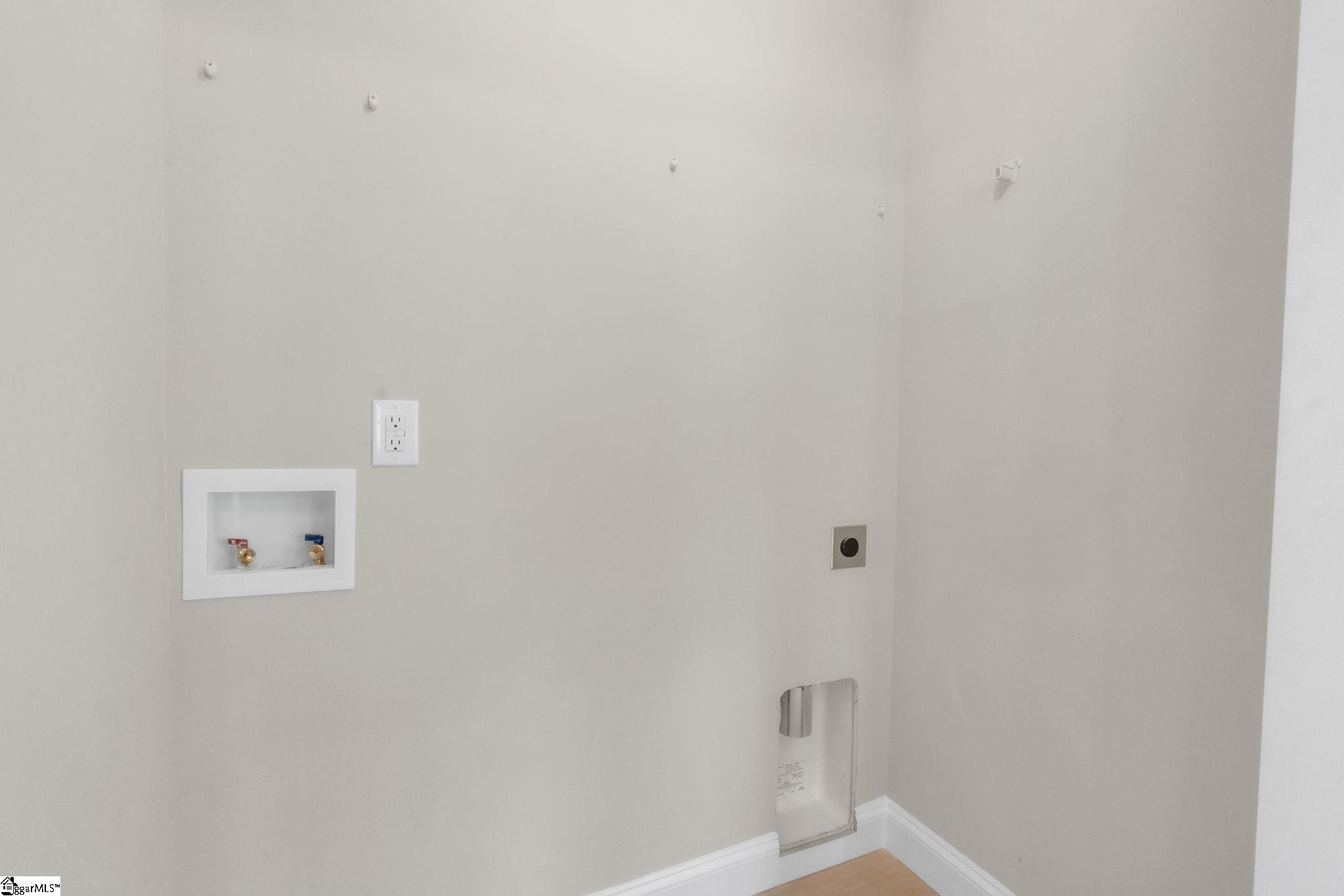 221 Upper Beaver Creek Drive photo 22