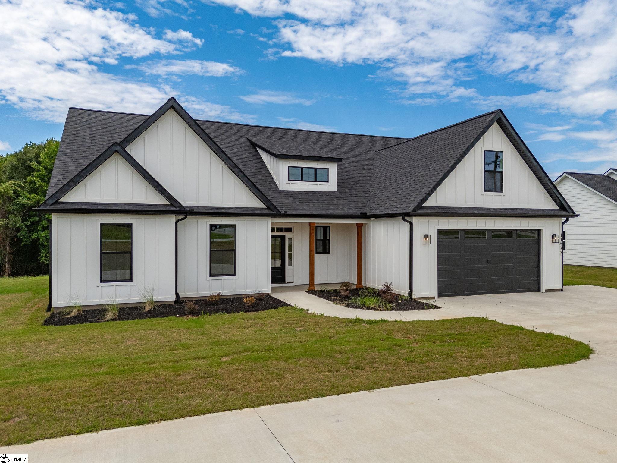 11573 New Cut Road Campobello, SC 29322