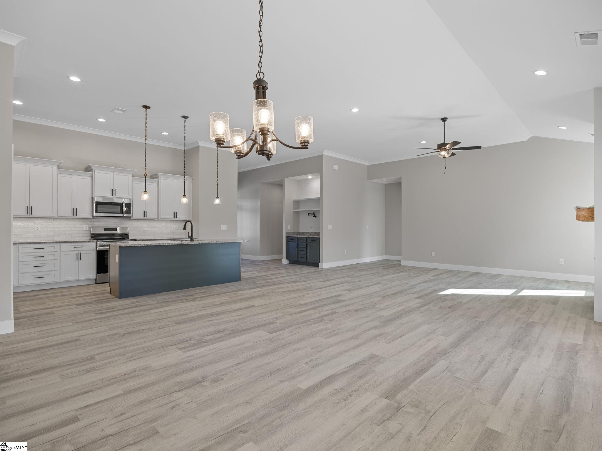 11573 New Cut Road Campobello, SC 29322