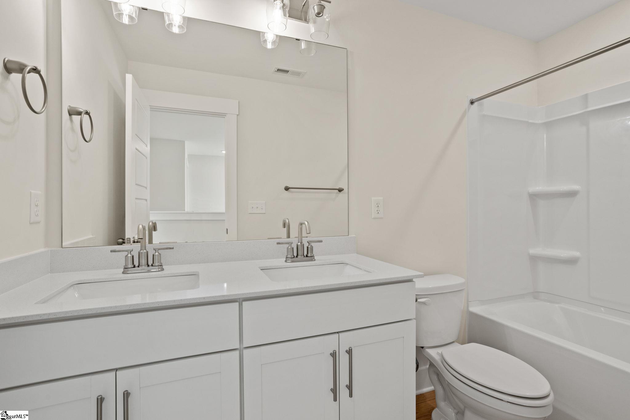 1716 Constitution Lane Moore, SC 29369