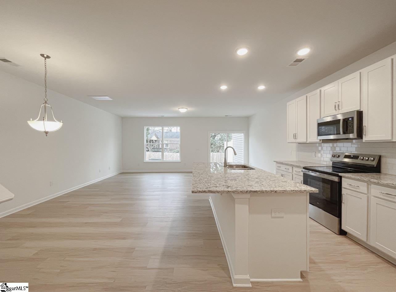 206 Spartina Court Spartanburg, SC 29307