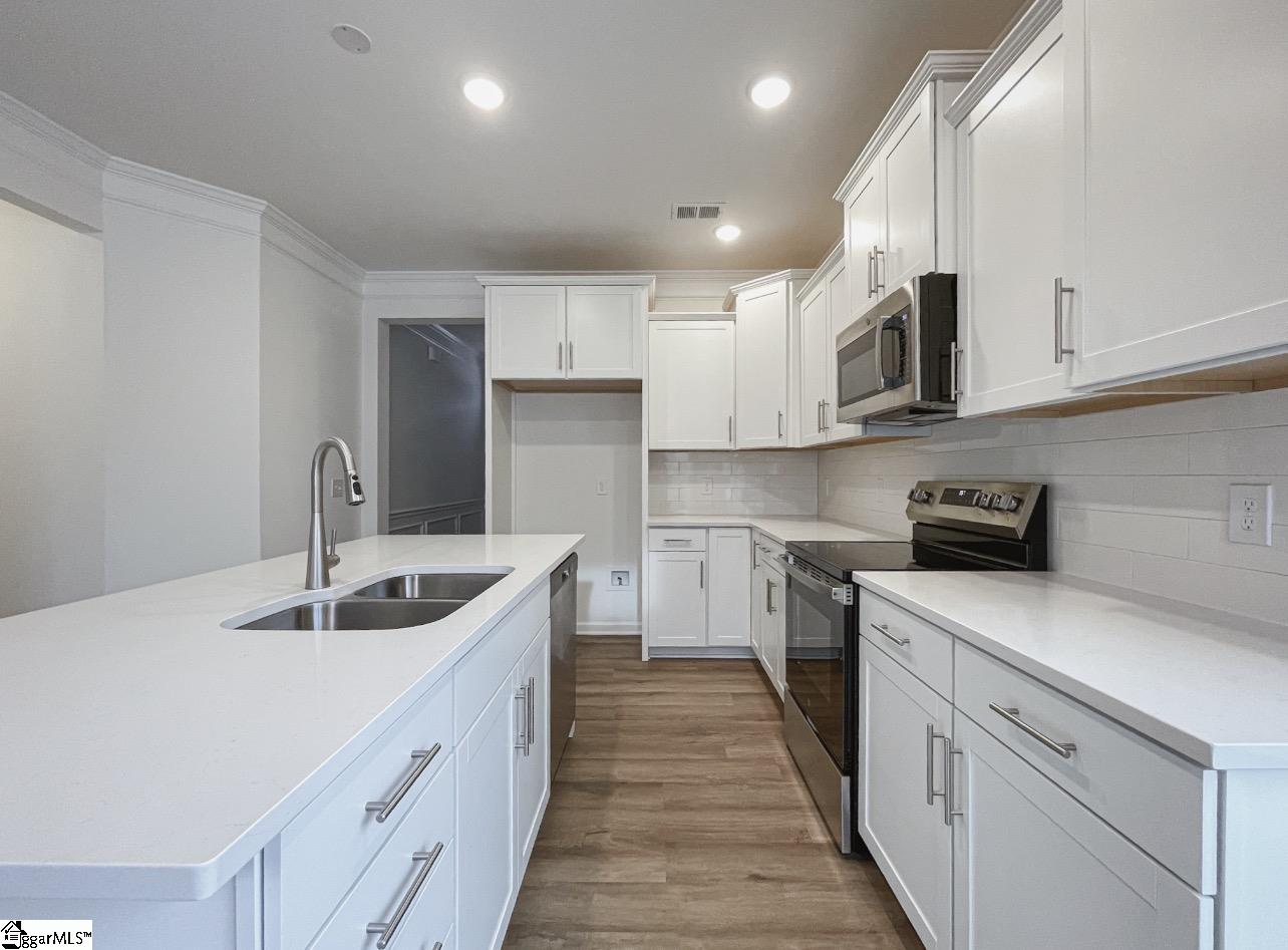 209 Spartina Court Spartanburg, SC 29307