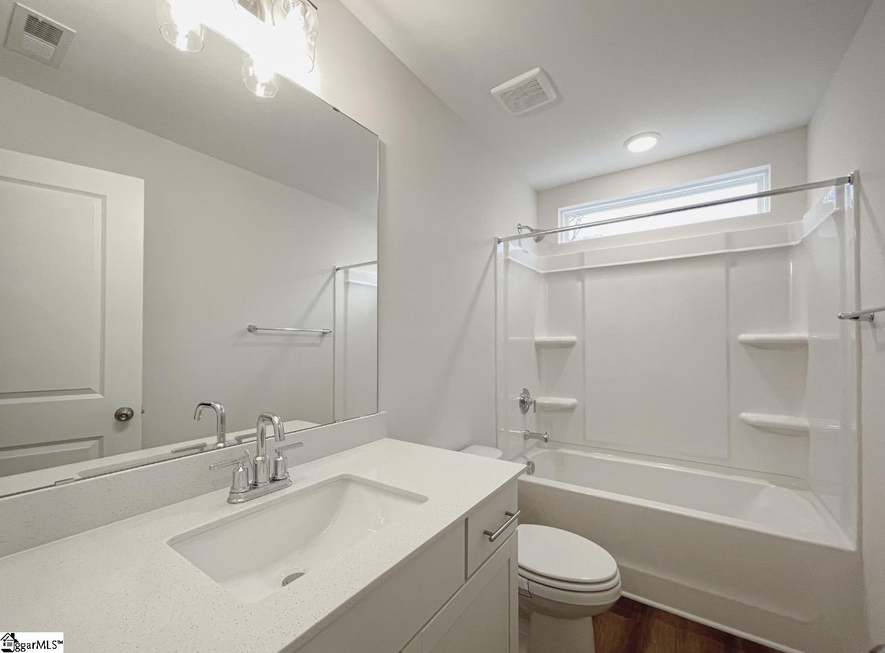 201 Spartina Court Spartanburg, SC 29307