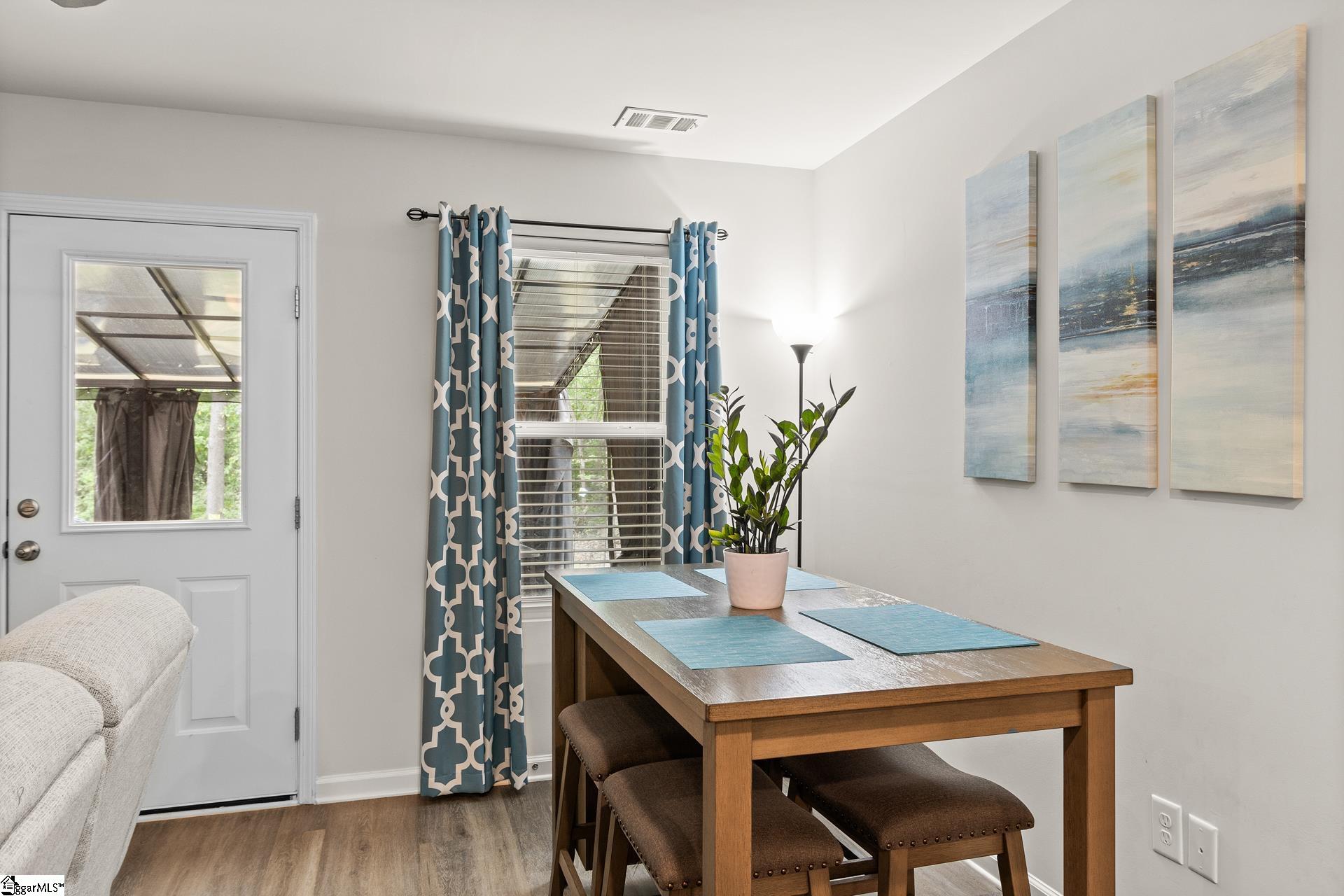 112 Heather Glen photo 11