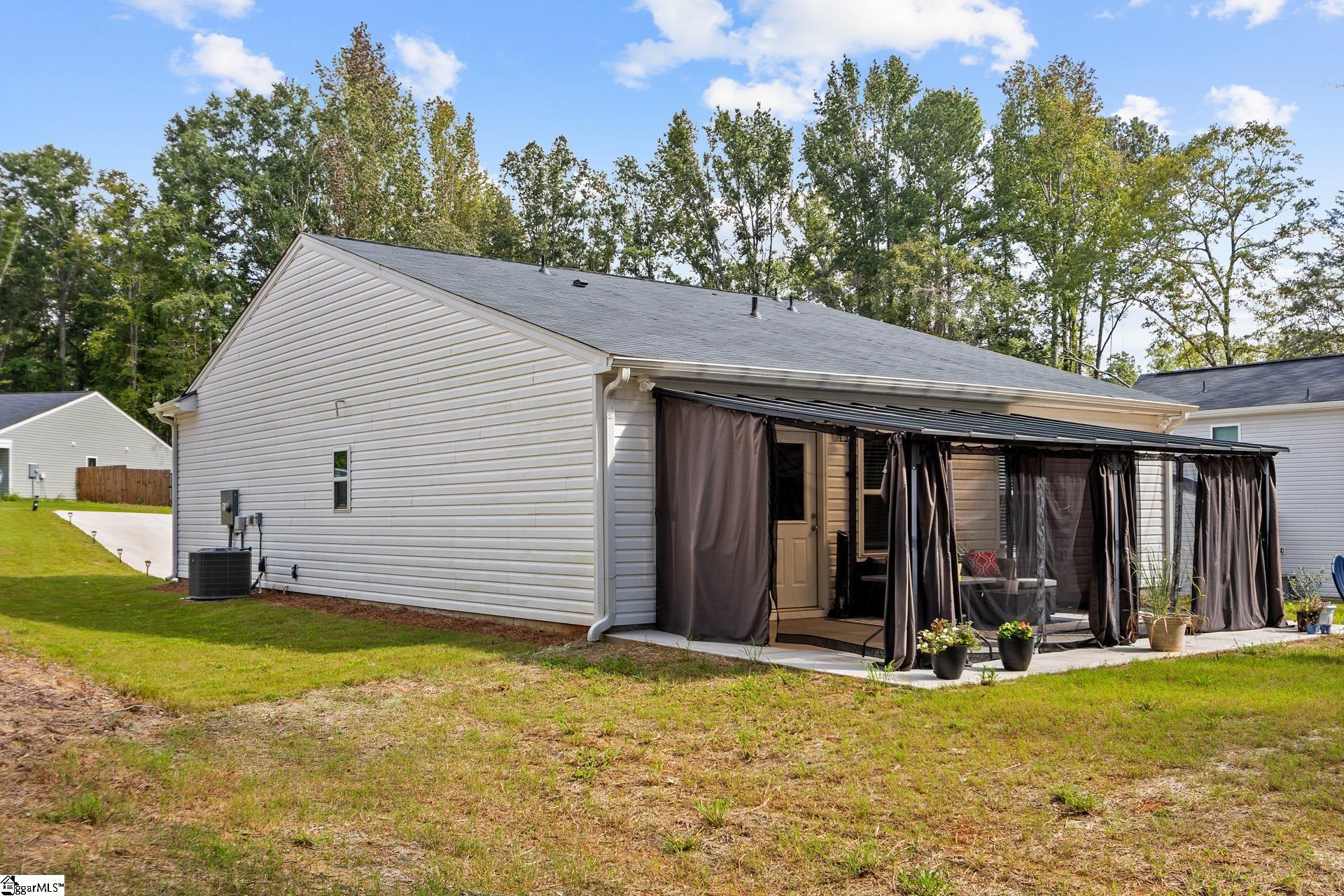 112 Heather Glen photo 34
