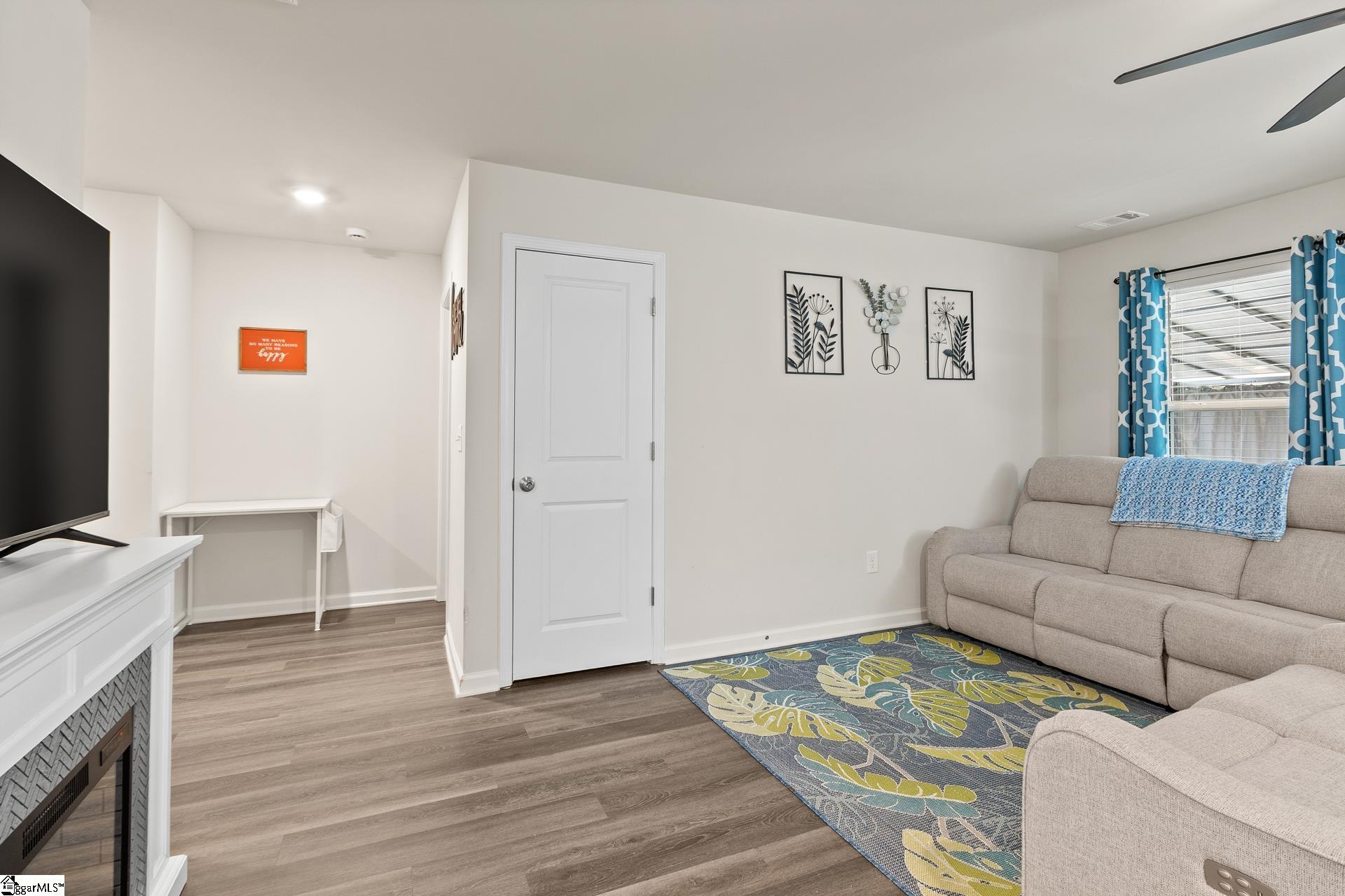 112 Heather Glen photo 10