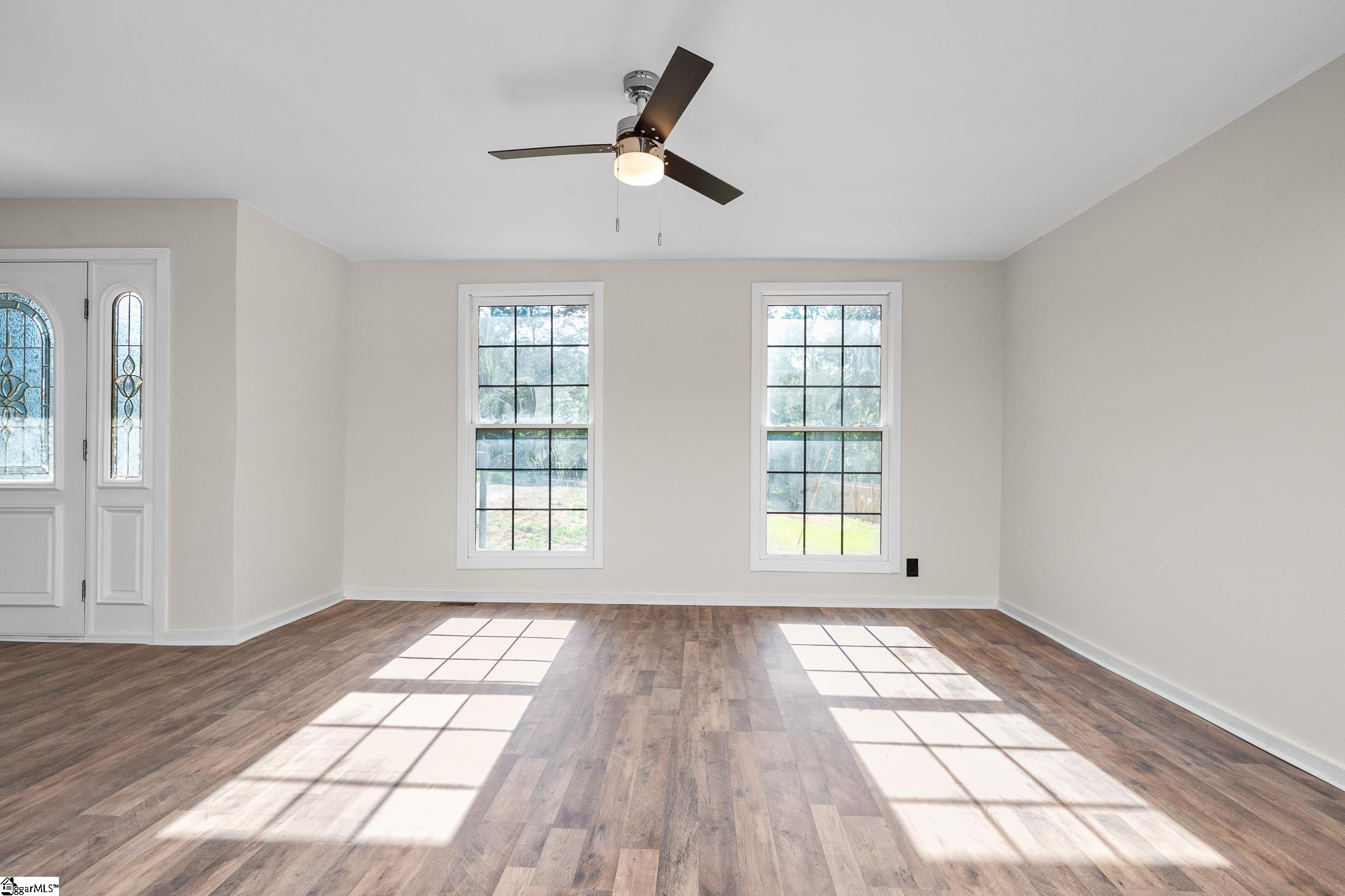 141 Agnes Drive photo 13
