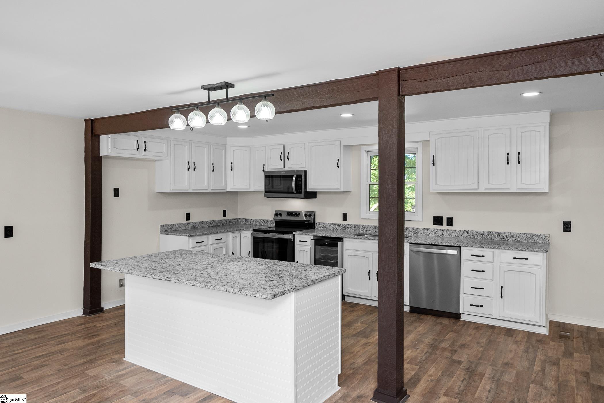 141 Agnes Drive photo 15