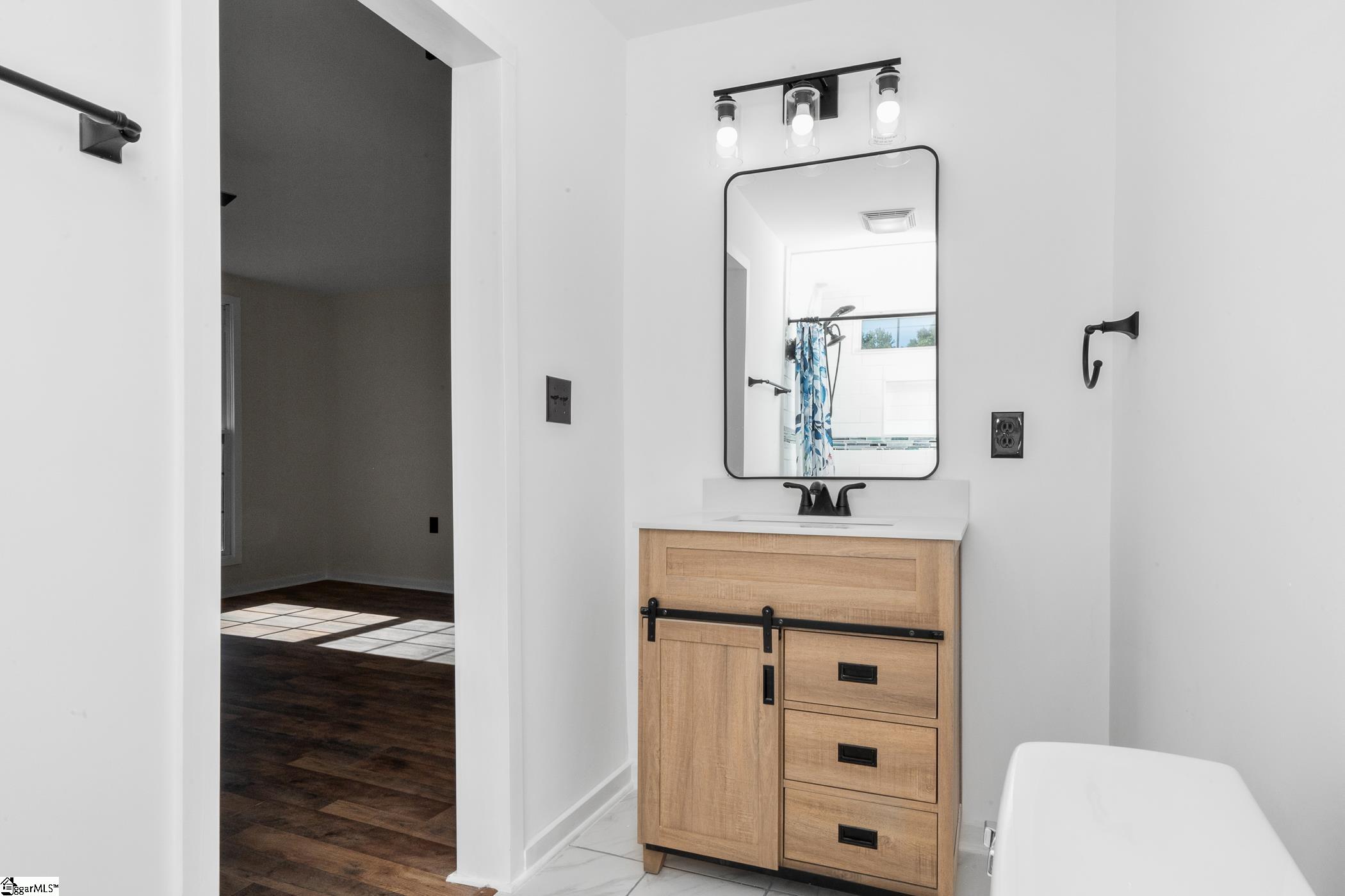 141 Agnes Drive photo 28
