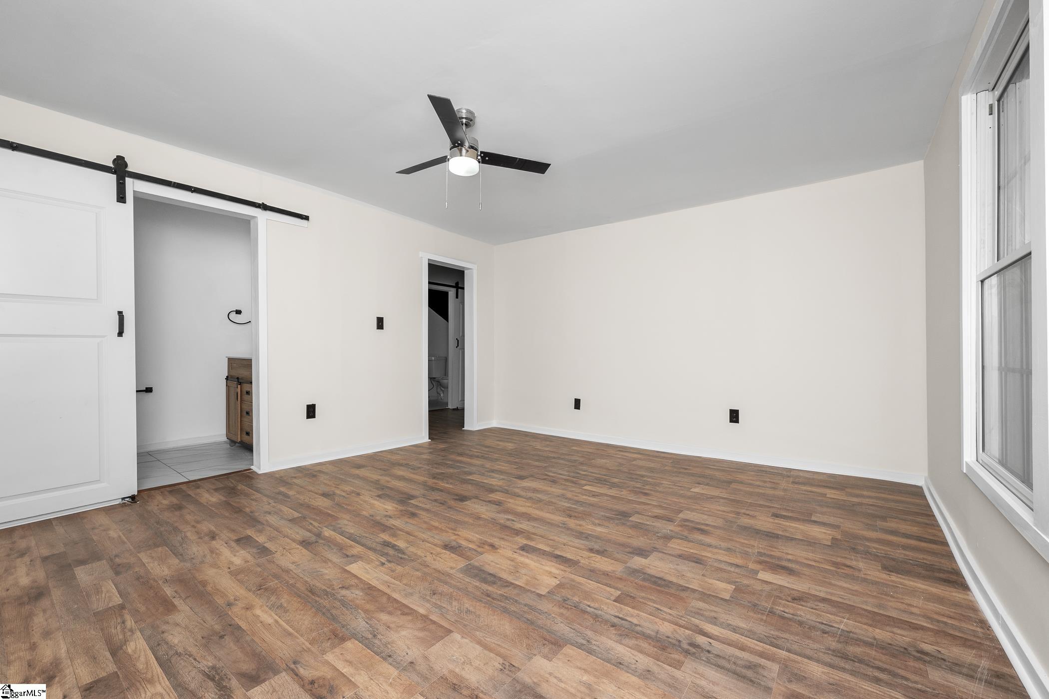 141 Agnes Drive photo 31