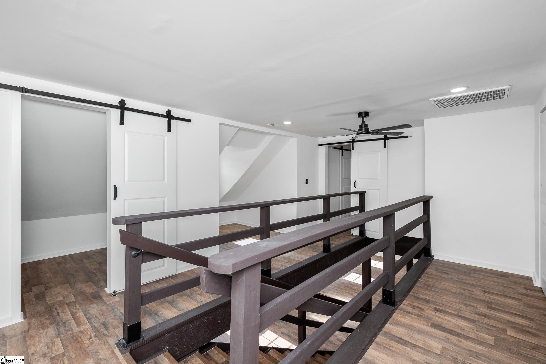 141 Agnes Drive photo 40