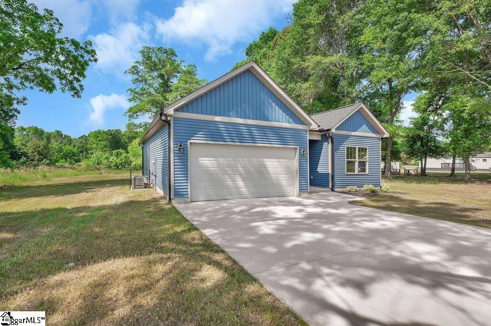 108 Brookridge Drive Anderson, SC 29624