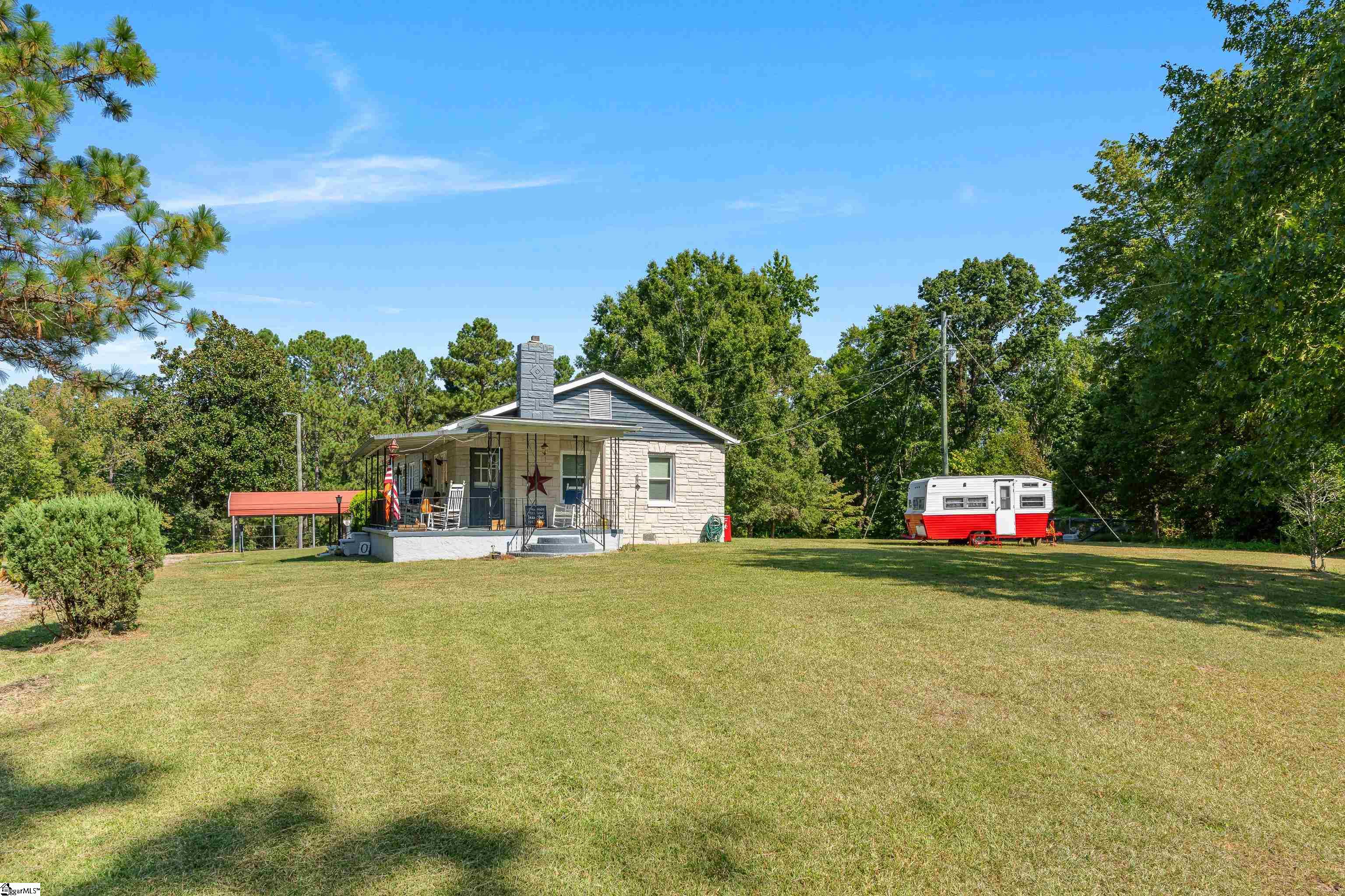 Homes for sale in Whitmire, SC | 23636 Hwy 121/176 Hwy, Whitmire, SC 29178 | MLS# 1569853