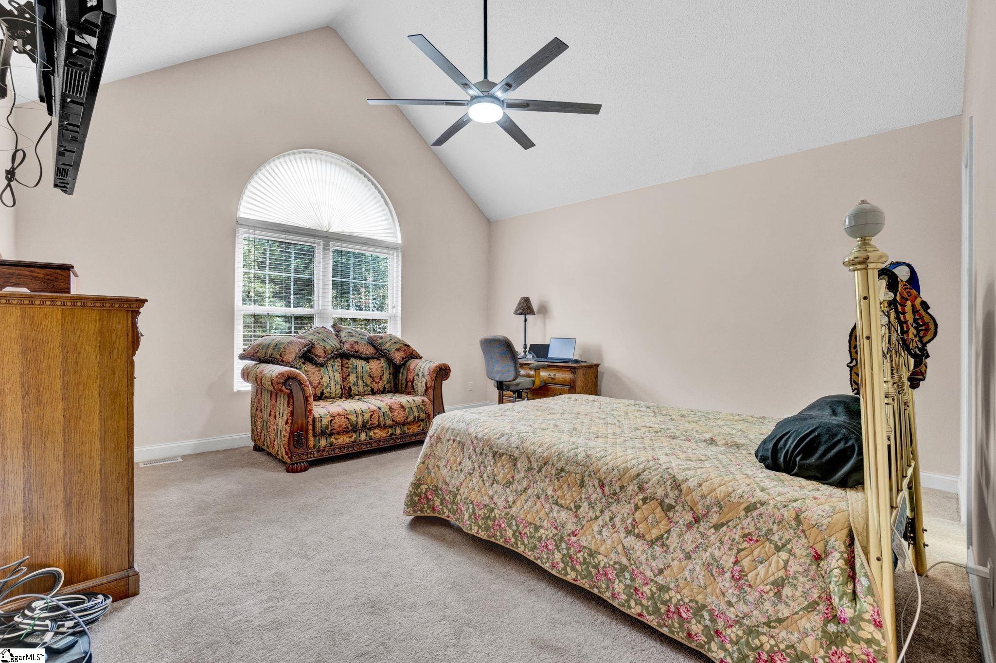 136 Amberwood Drive photo 19