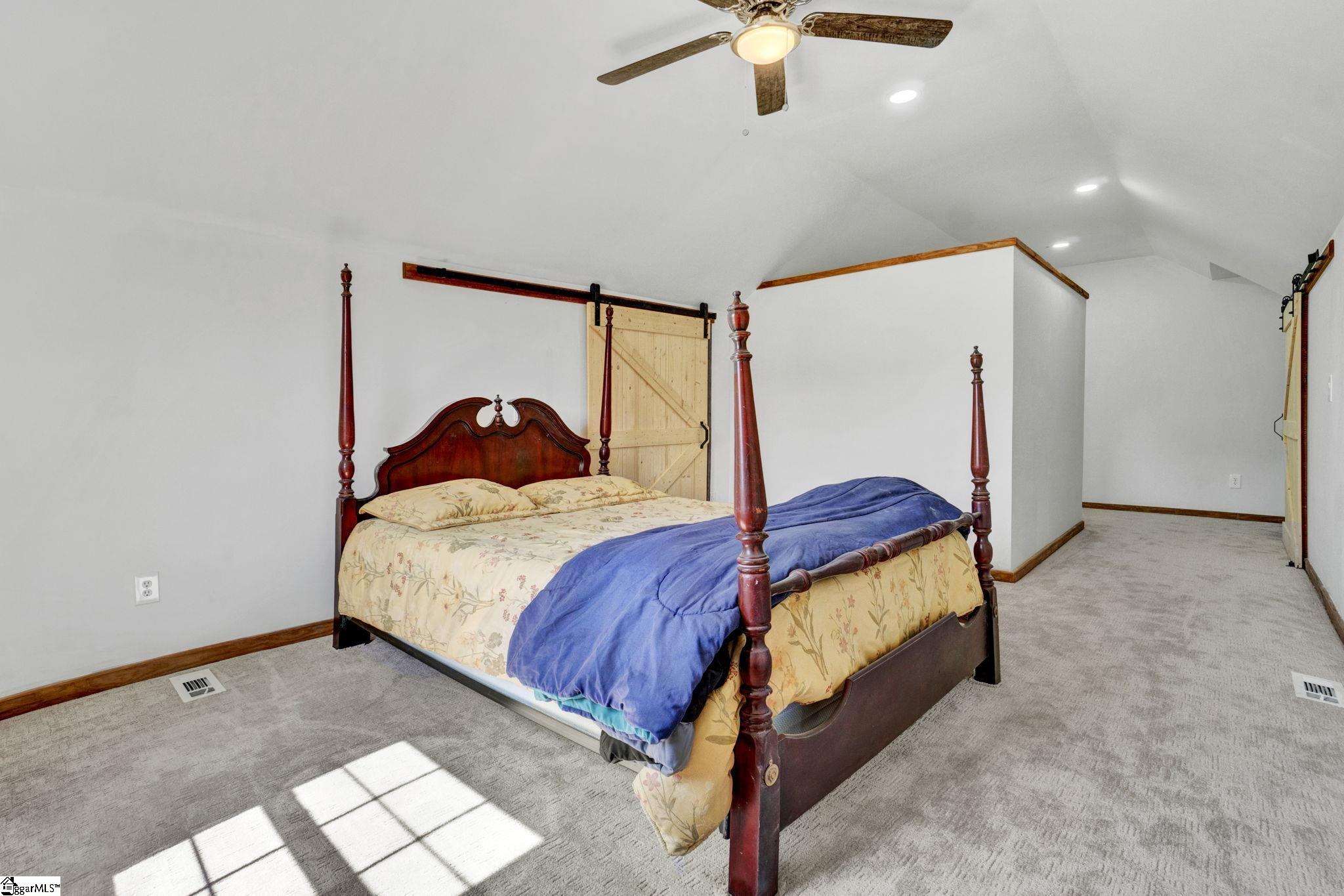 136 Amberwood Drive photo 27
