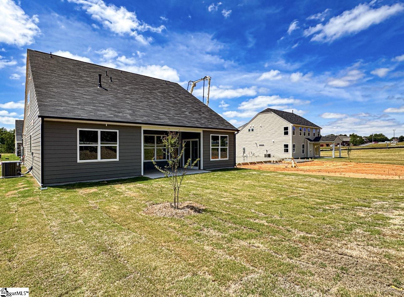 1821 Betsy Ross Drive Moore, SC 29369
