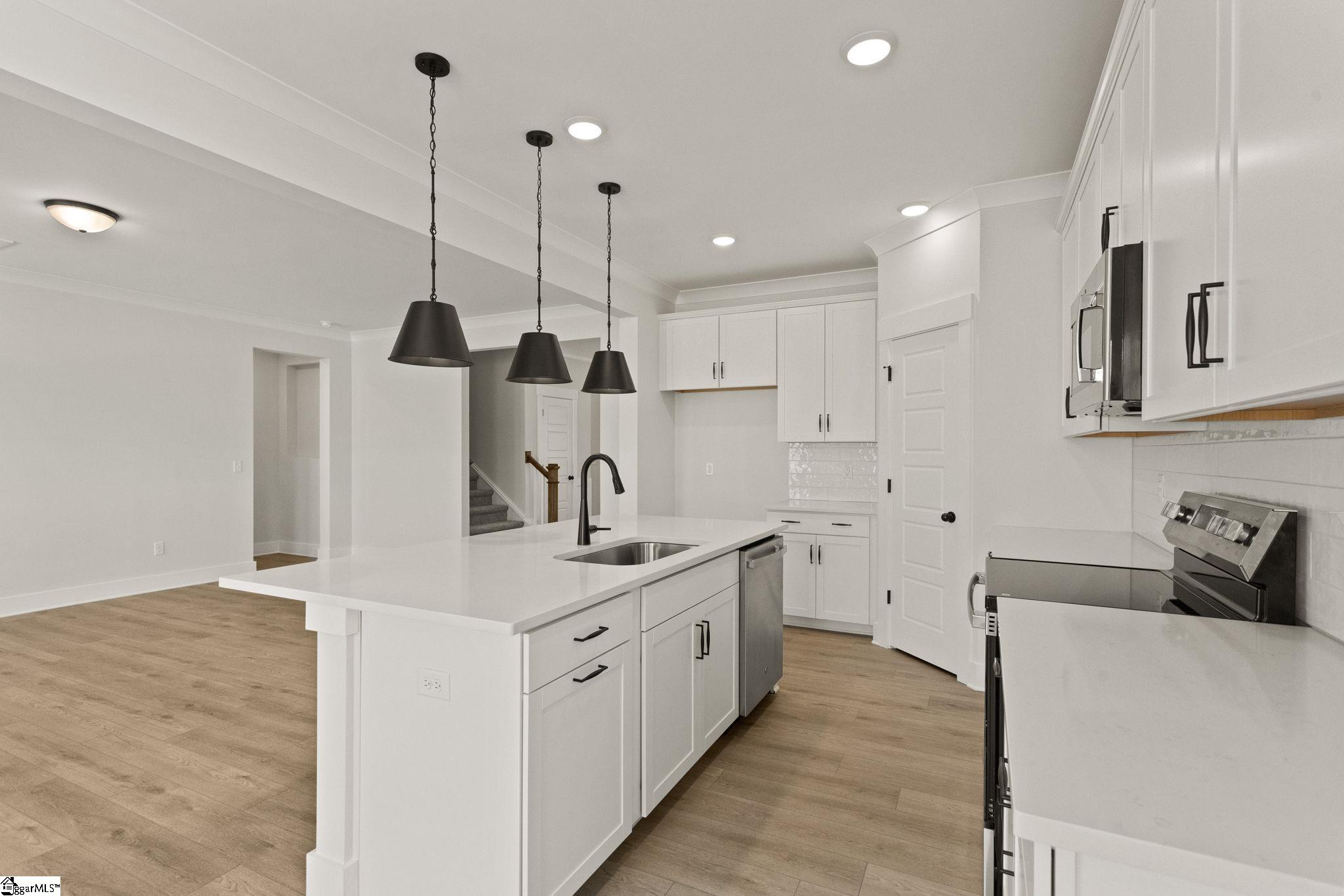 1821 Betsy Ross Drive Moore, SC 29369