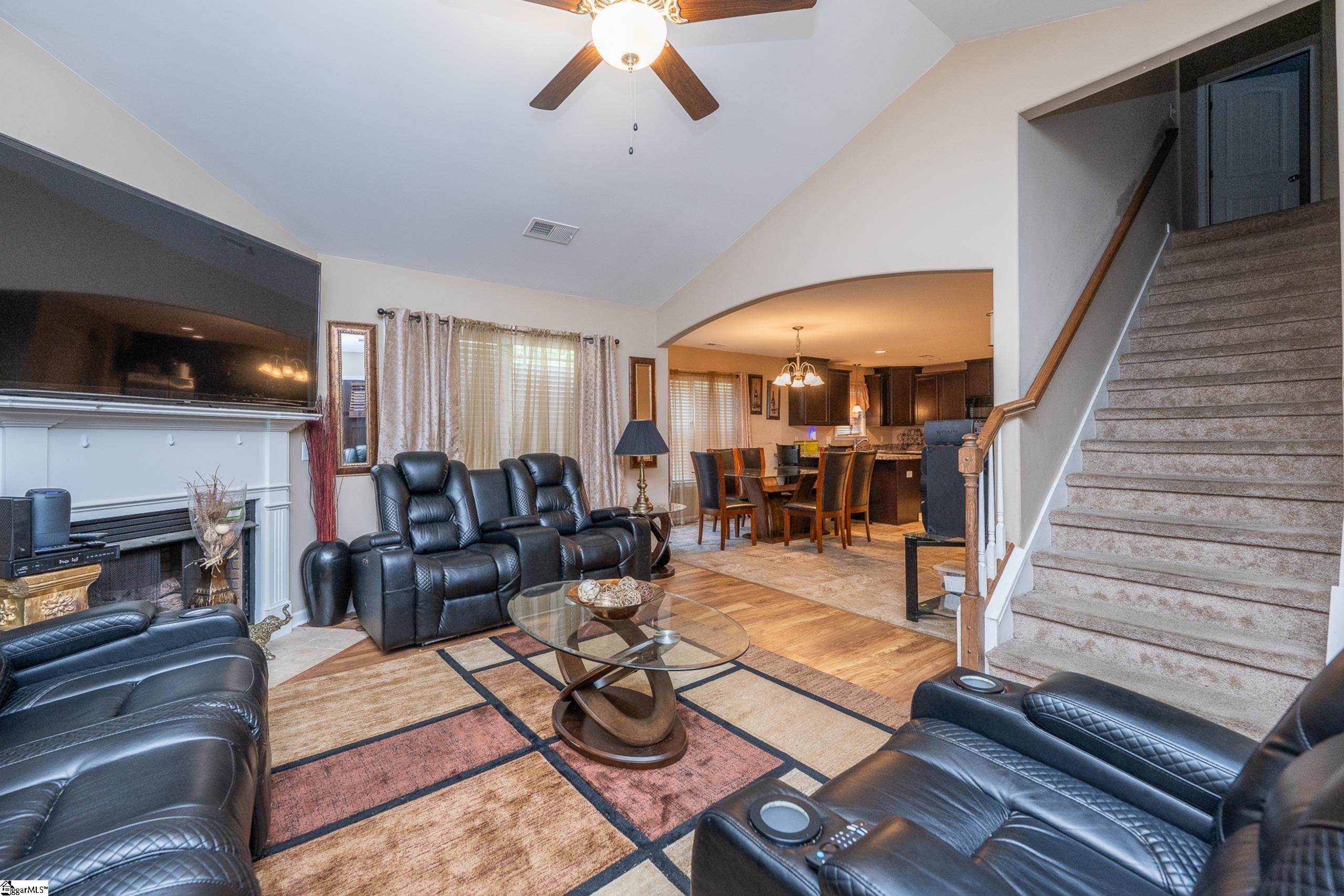 Photo 5 of Single family home for sale at 197 Tiara Ridge Ln, Duncan, SC 29334 | MLS# 1571078 | Listing updated on 2026-09-03
