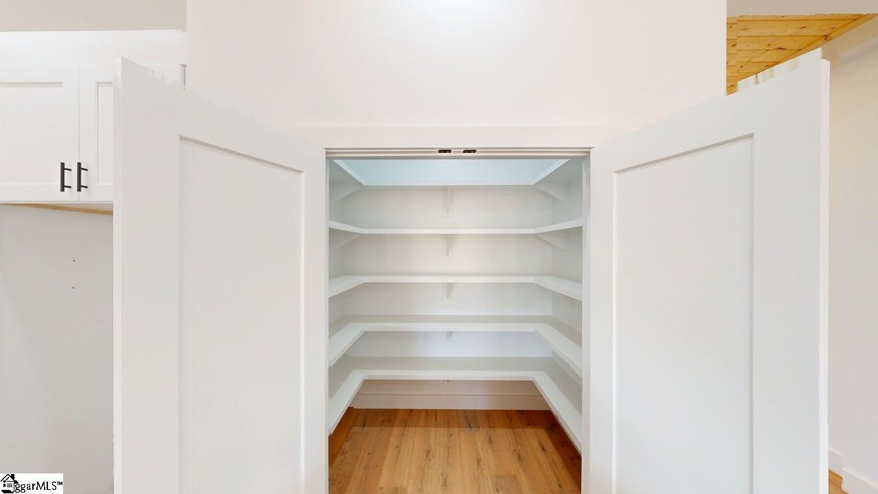 261 Ridge Road photo 5
