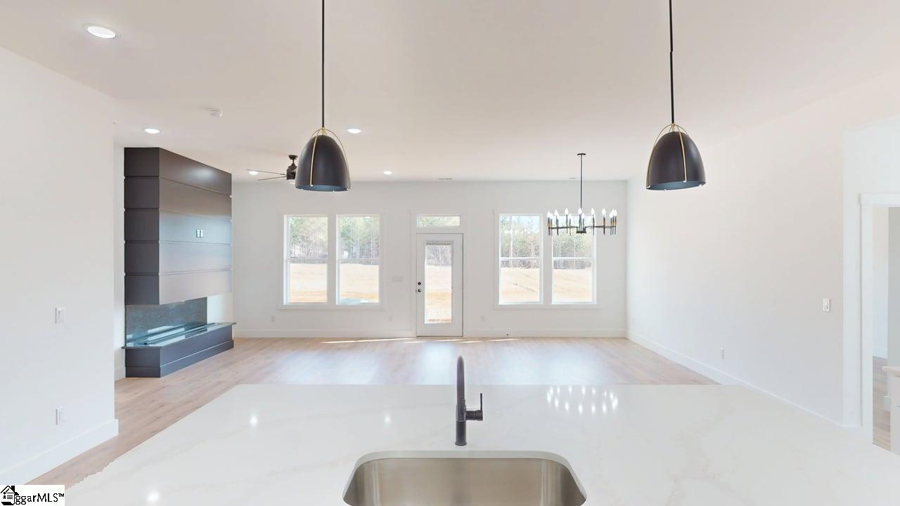261 Ridge Road photo 6