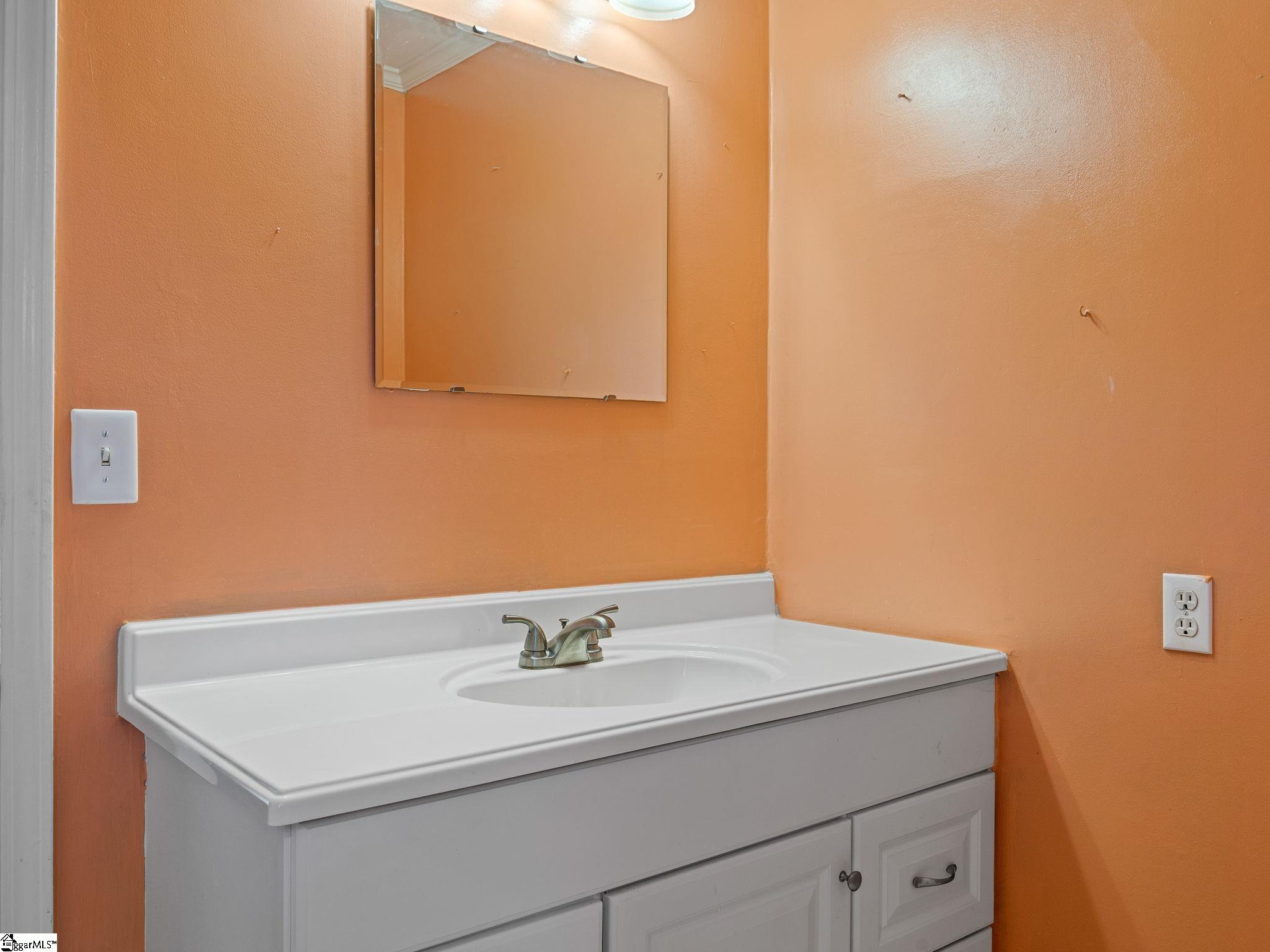 153 Highridge Drive Spartanburg, SC 29307