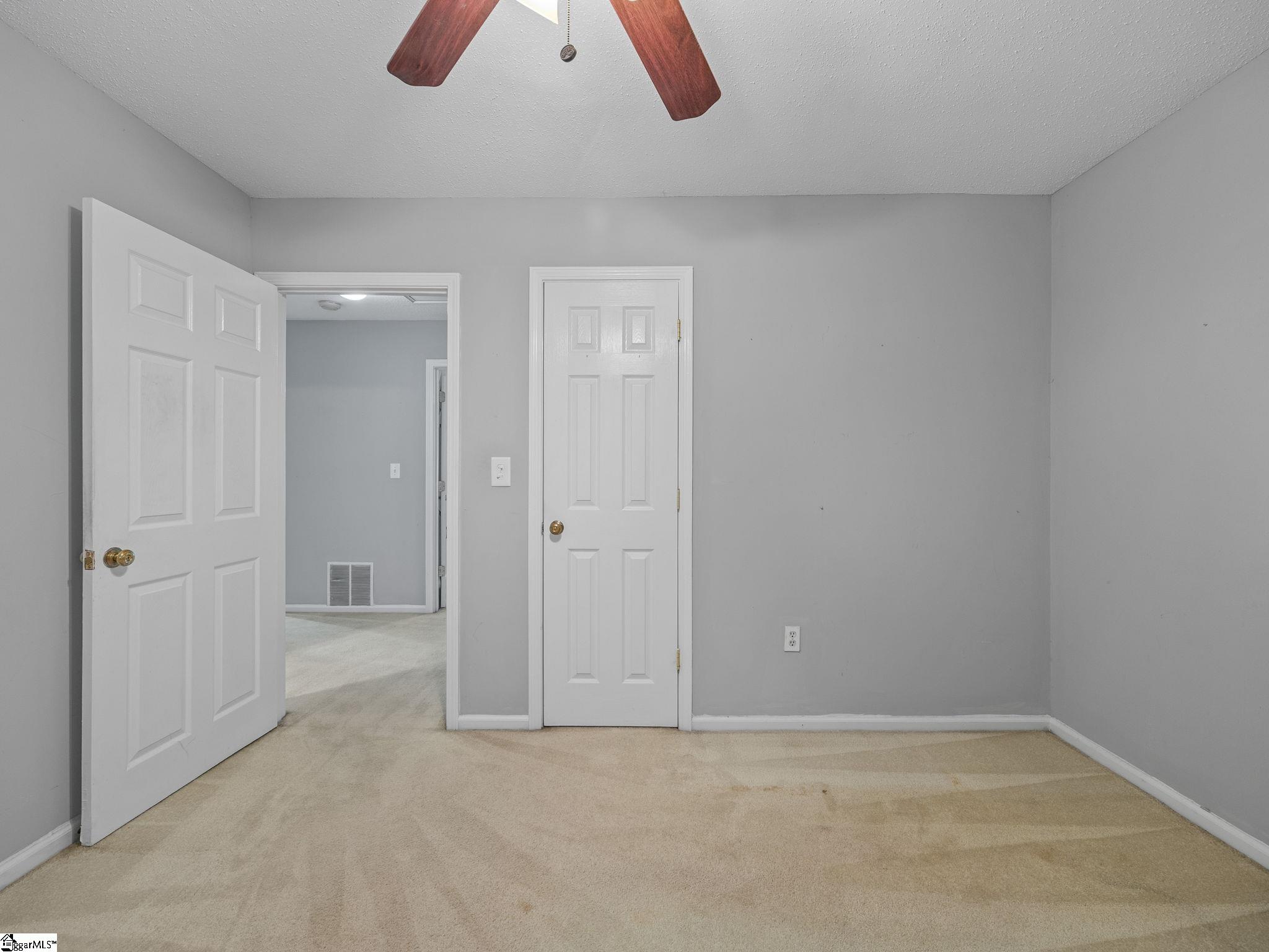 153 Highridge Drive Spartanburg, SC 29307