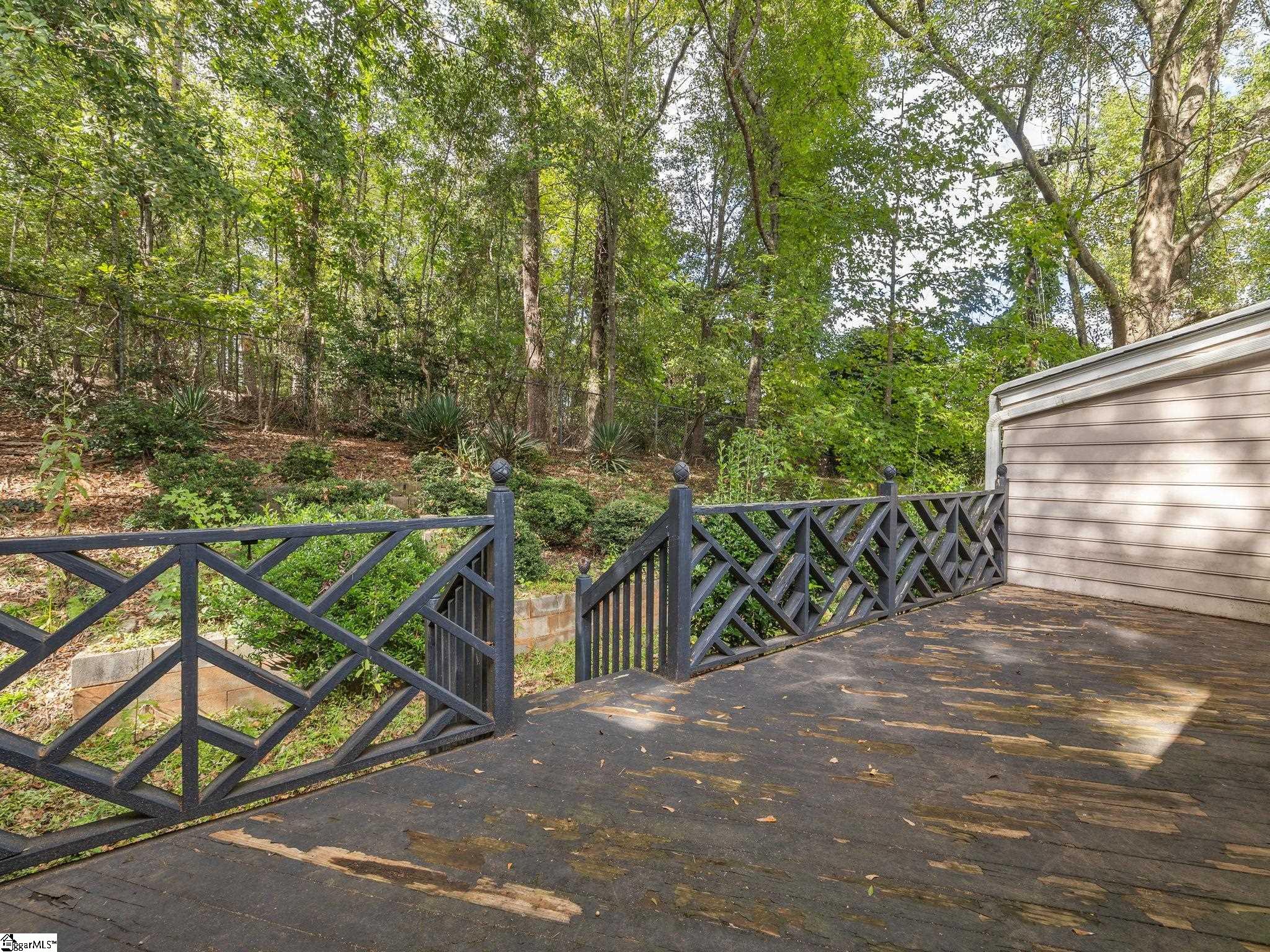 153 Highridge Drive Spartanburg, SC 29307
