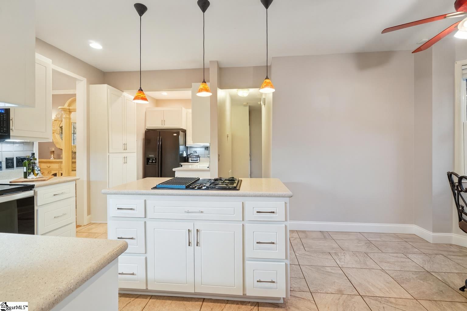 100 Paris Glen Way Greenville, SC 29609