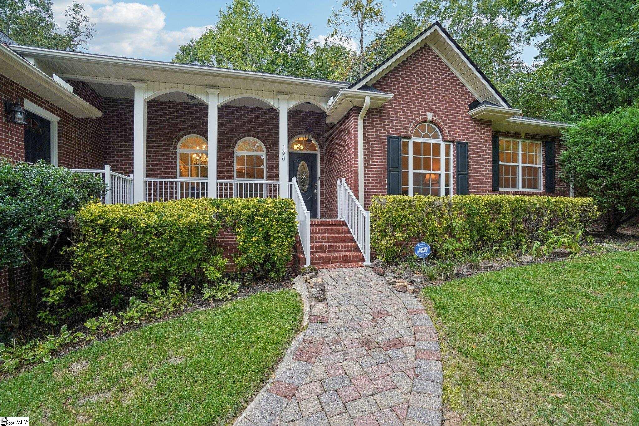 100 Paris Glen Way Greenville, SC 29609
