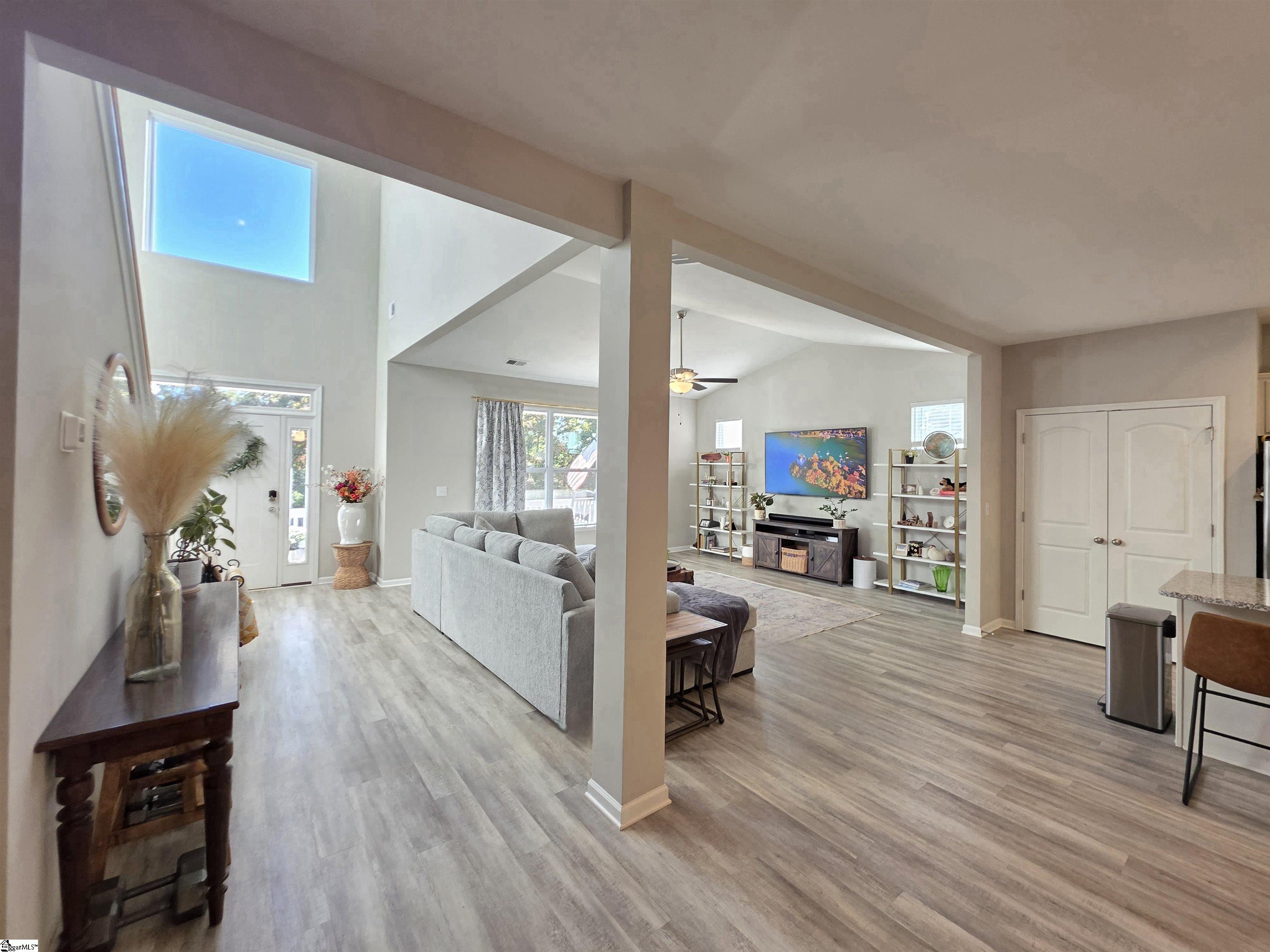 109 Quiet Way photo 4