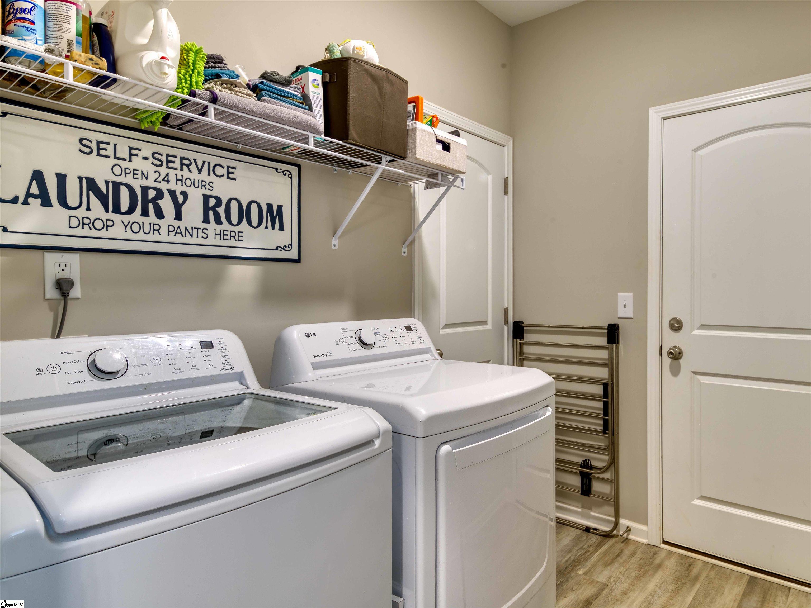 109 Quiet Way photo 6