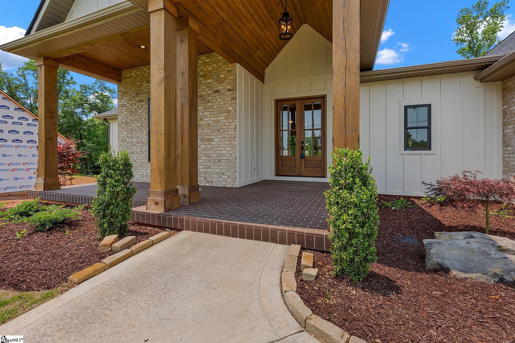 Homes for sale in Greer, SC | 3963 Pennington Rd, Greer, SC 29651 | MLS# 1573241