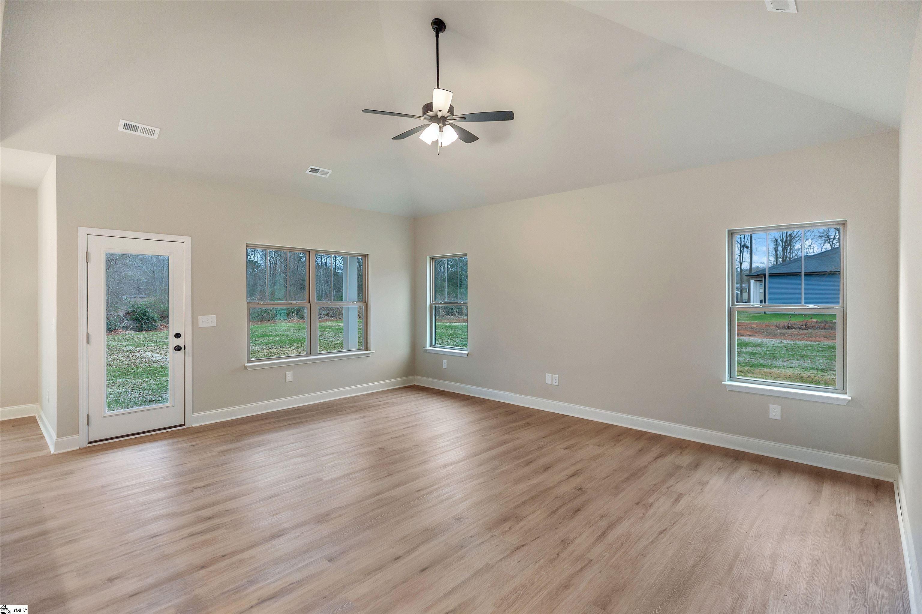 112 Brookridge Drive Anderson, SC 29624