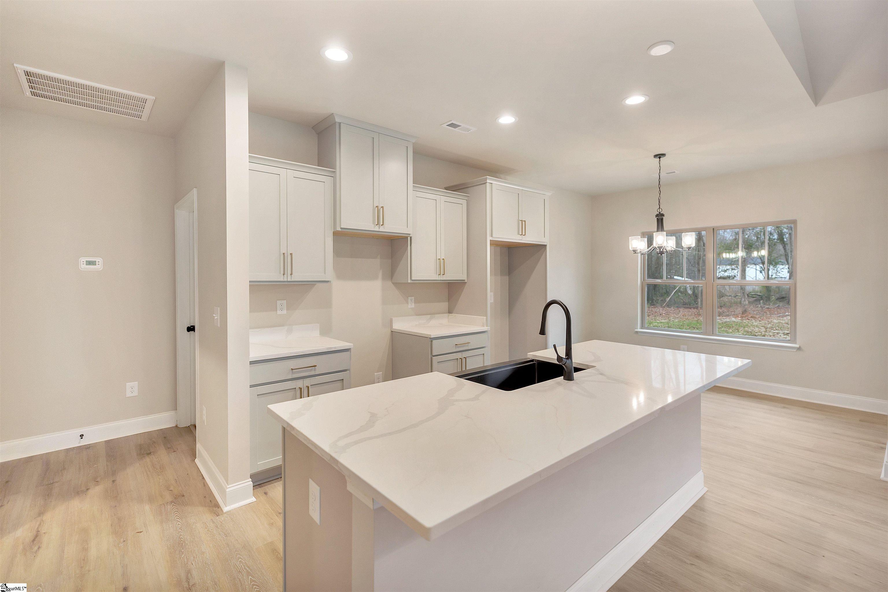 112 Brookridge Drive Anderson, SC 29624