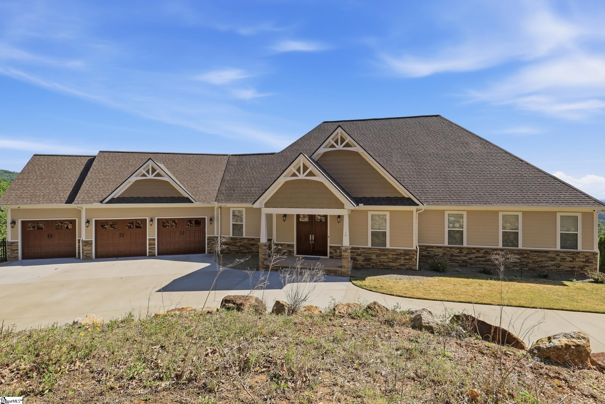 19 Tropicana Court Greenville, SC 29609