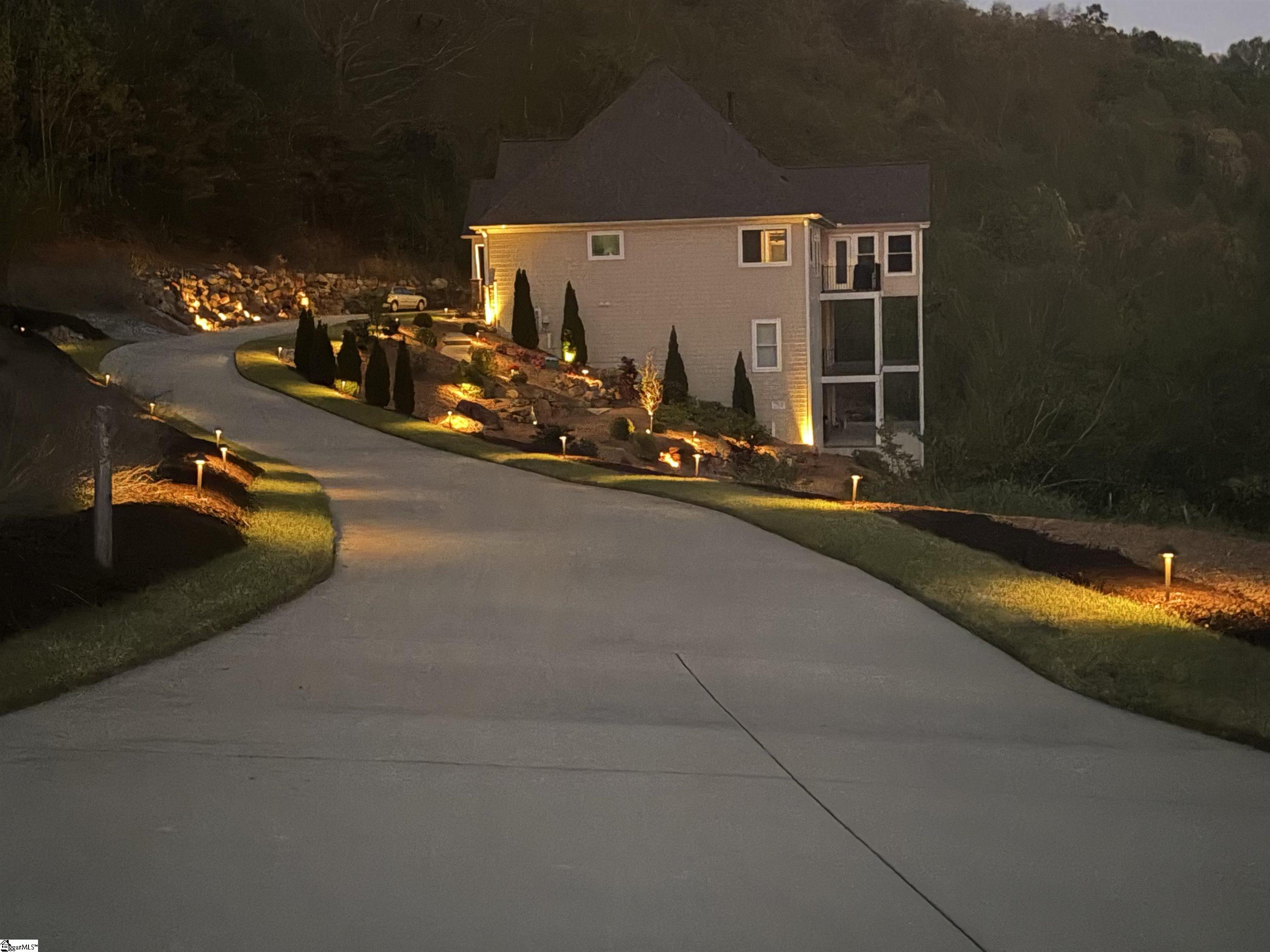19 Tropicana Court Greenville, SC 29609