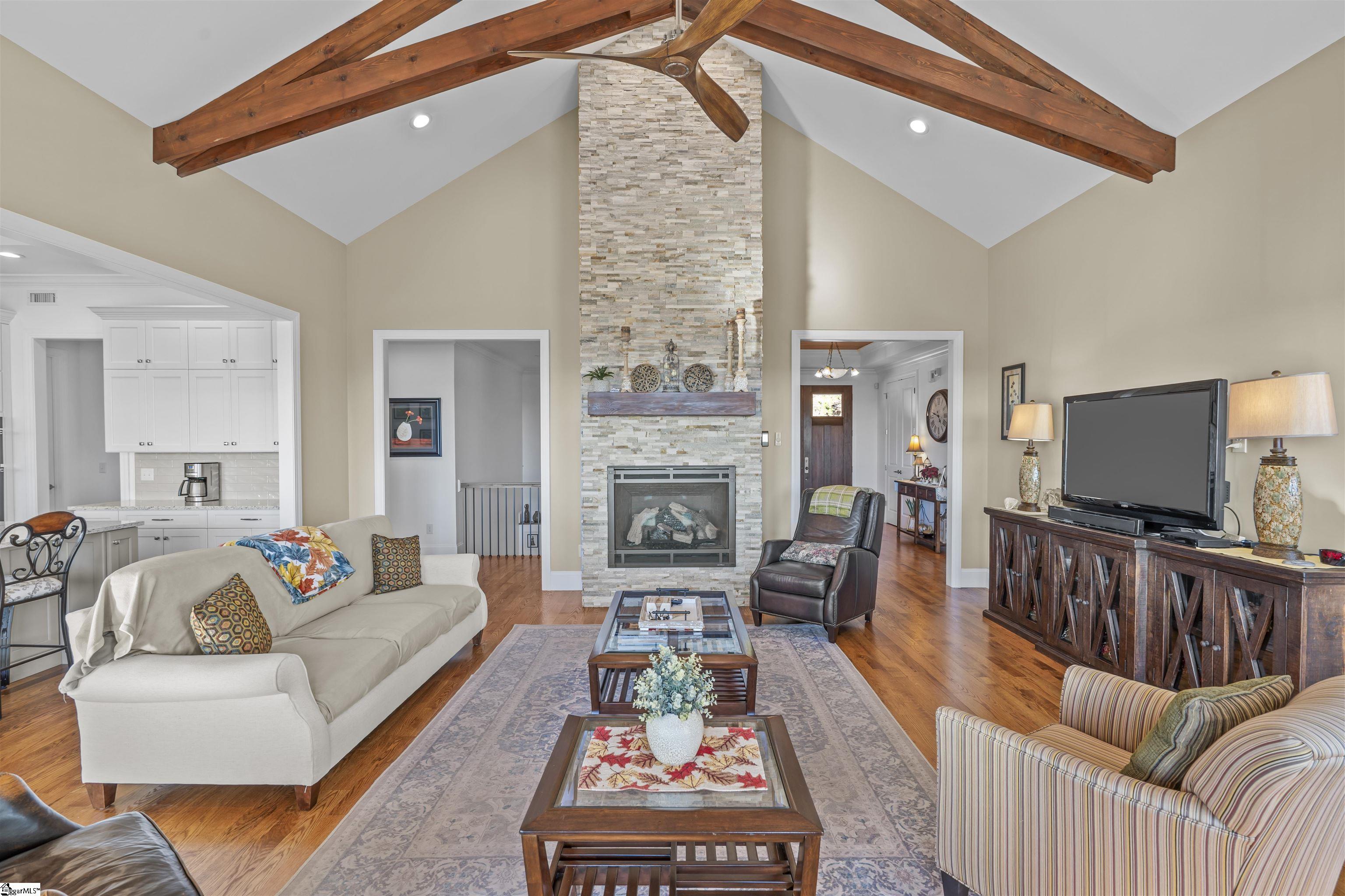 19 Tropicana Court Greenville, SC 29609