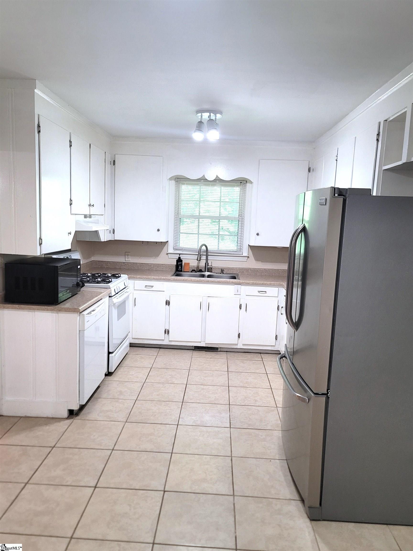 303 Tanglewood Drive Anderson, SC 29621