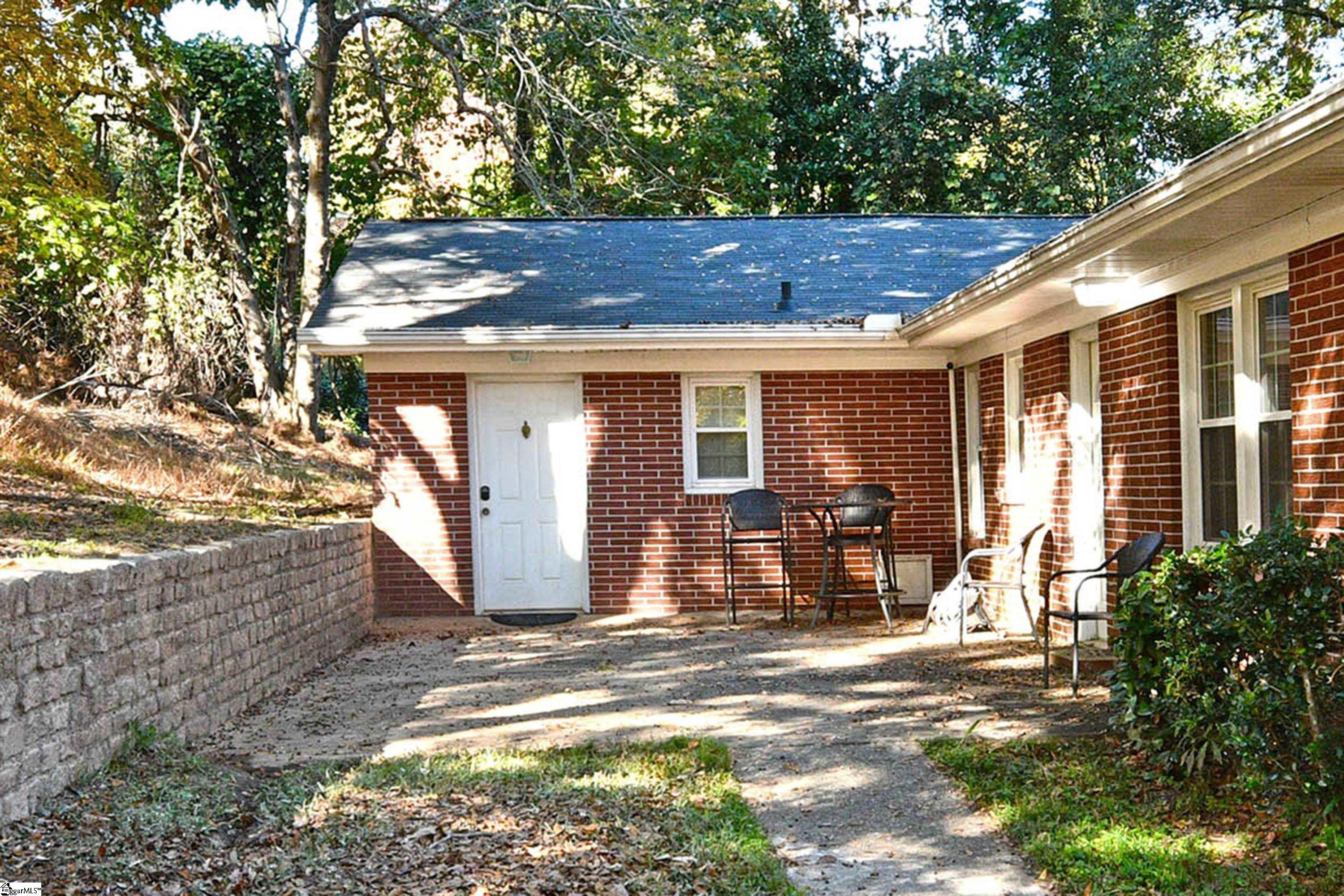 303 Tanglewood Drive Anderson, SC 29621