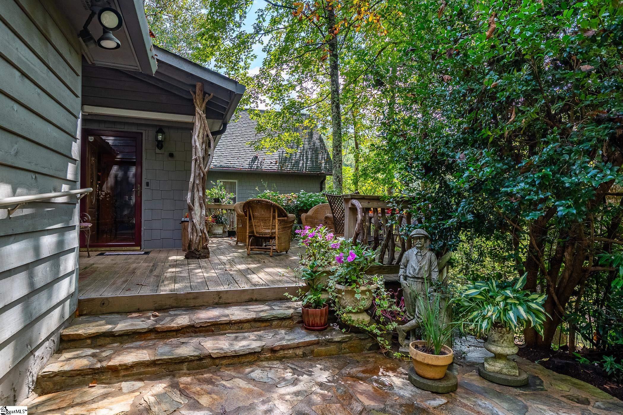 2111 Moorefield Memorial Highway Pickens, SC 29671