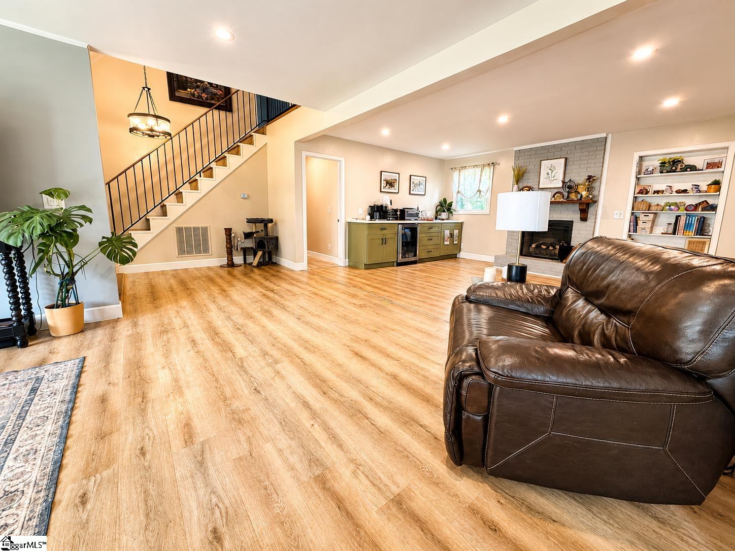 859 Cooper Bridge Road Fountain Inn, SC 29644
