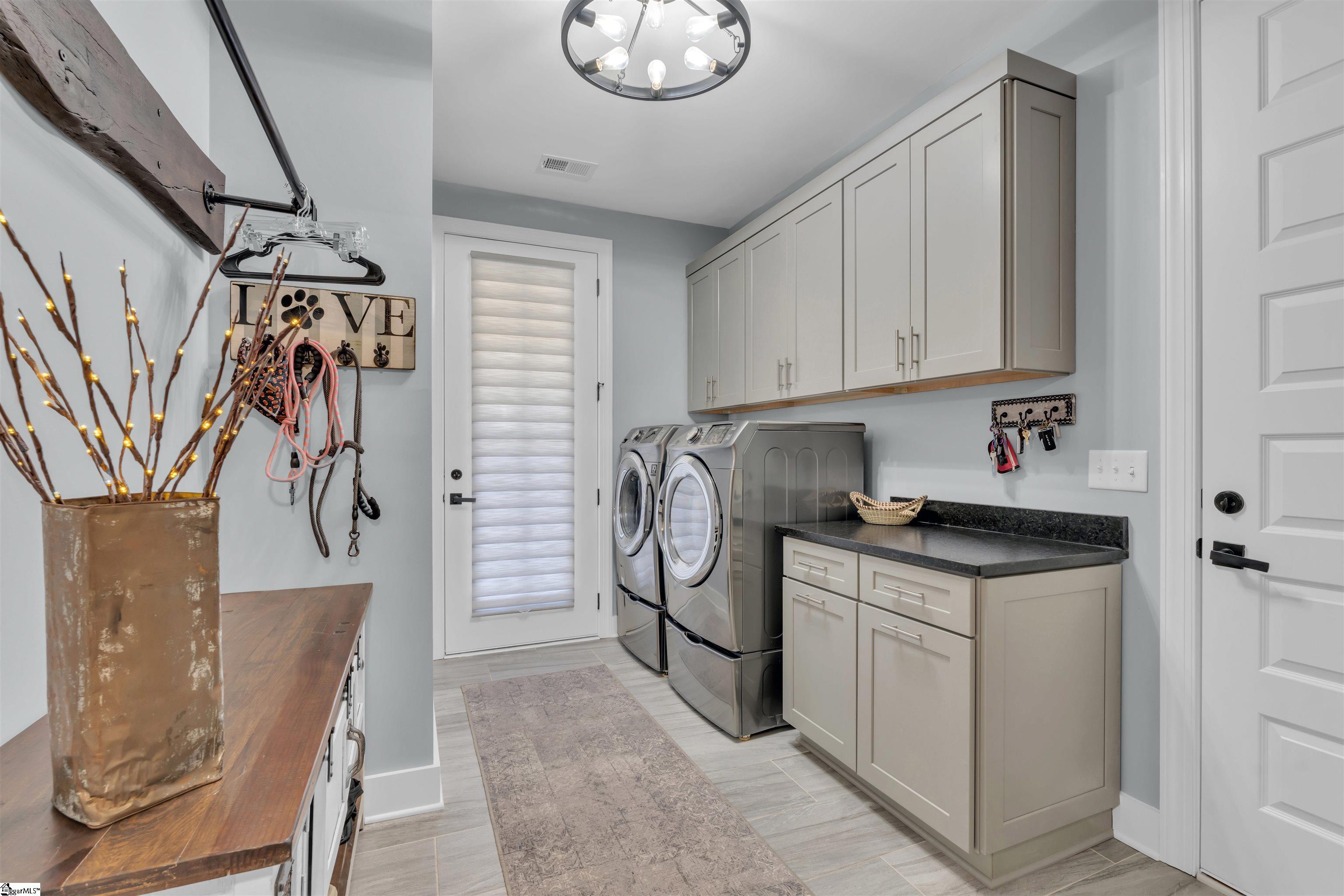 208 Mountain Edge Court Greenville, SC 29609