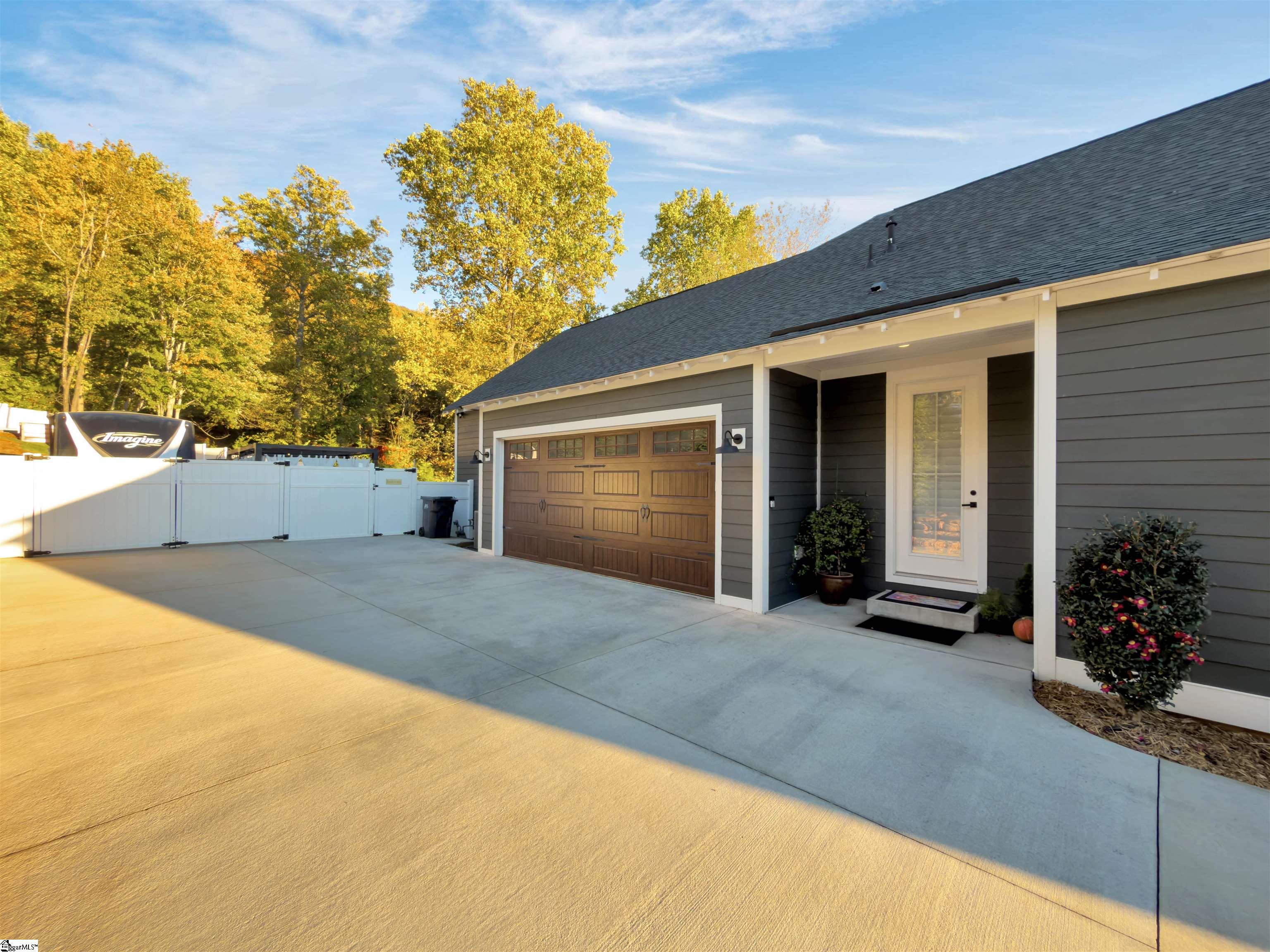 208 Mountain Edge Court Greenville, SC 29609