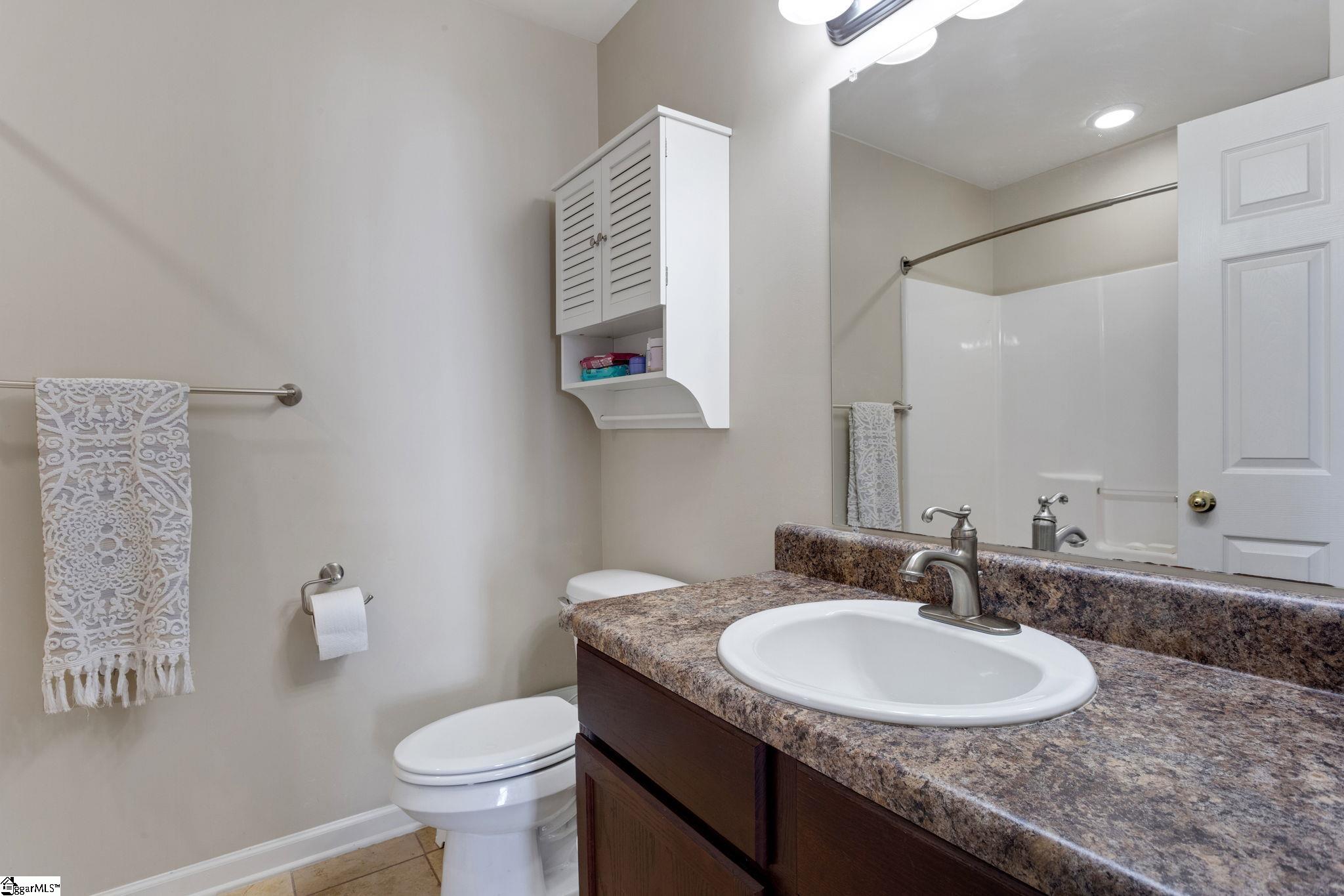 1124 E Lee Road Taylors, SC 29687-3318
