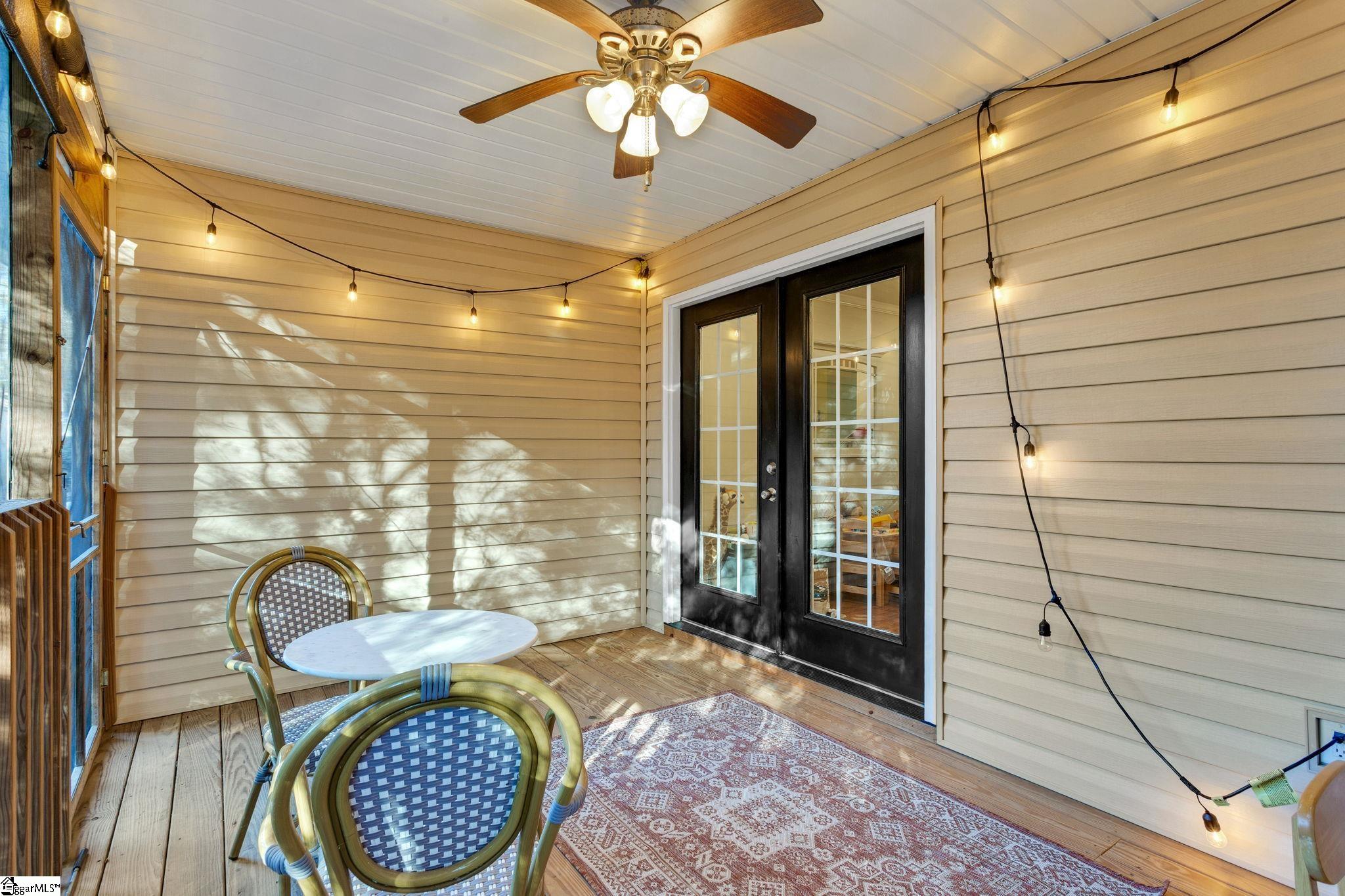 1124 E Lee Road Taylors, SC 29687-3318